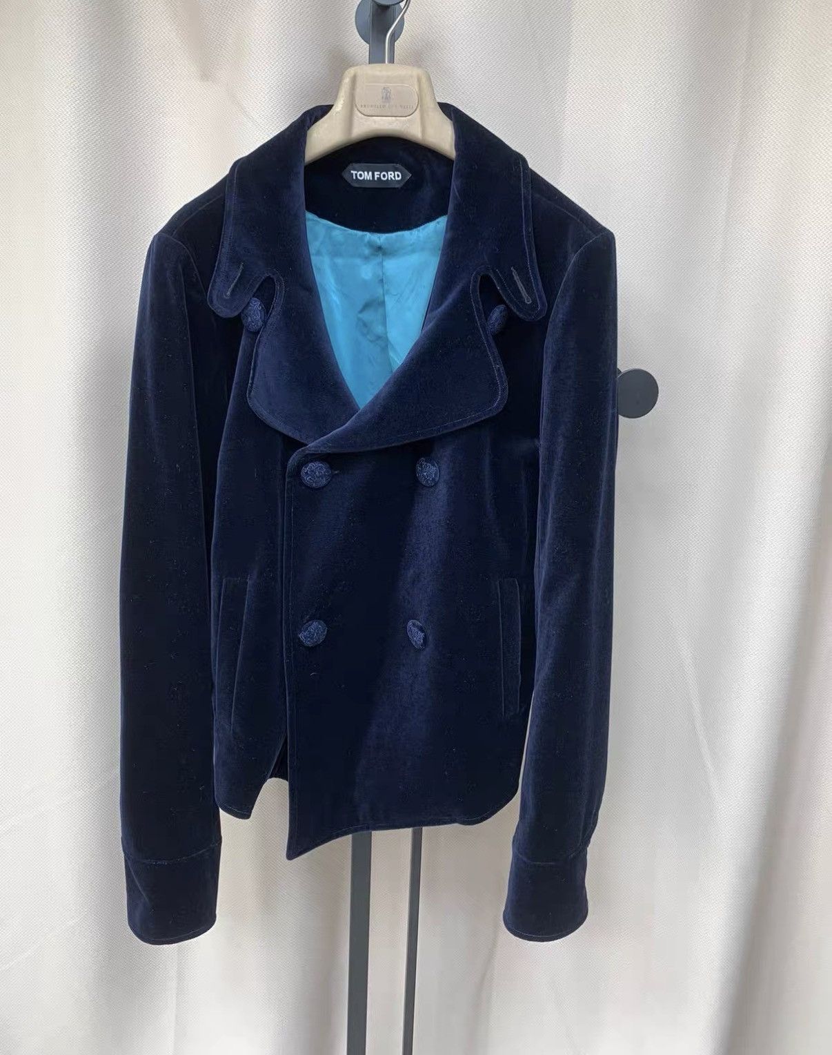 Tom Ford TOM FORD Dark Blue Velvet Jacket with Sky Blue Satin Lining Size US M / EU 48-50 / 2 - 8 Thumbnail