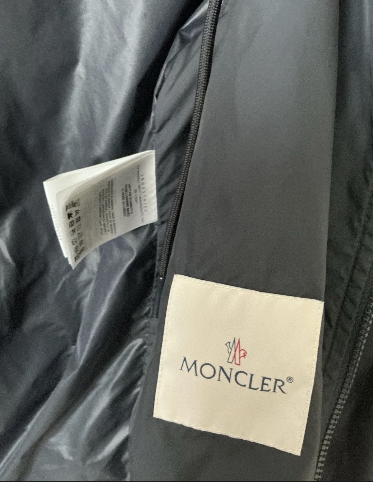 Moncler Moncler Hattab Navy Blue Logo-Appliquéd Shell Hooded Jacket Size US XL / EU 56 / 4 - 5 Thumbnail