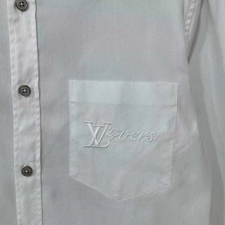 Louis Vuitton Louis Vuitton 24 New Pearl Button Embroidered Logo Shirt Size US S / EU 44-46 / 1 - 6 Thumbnail