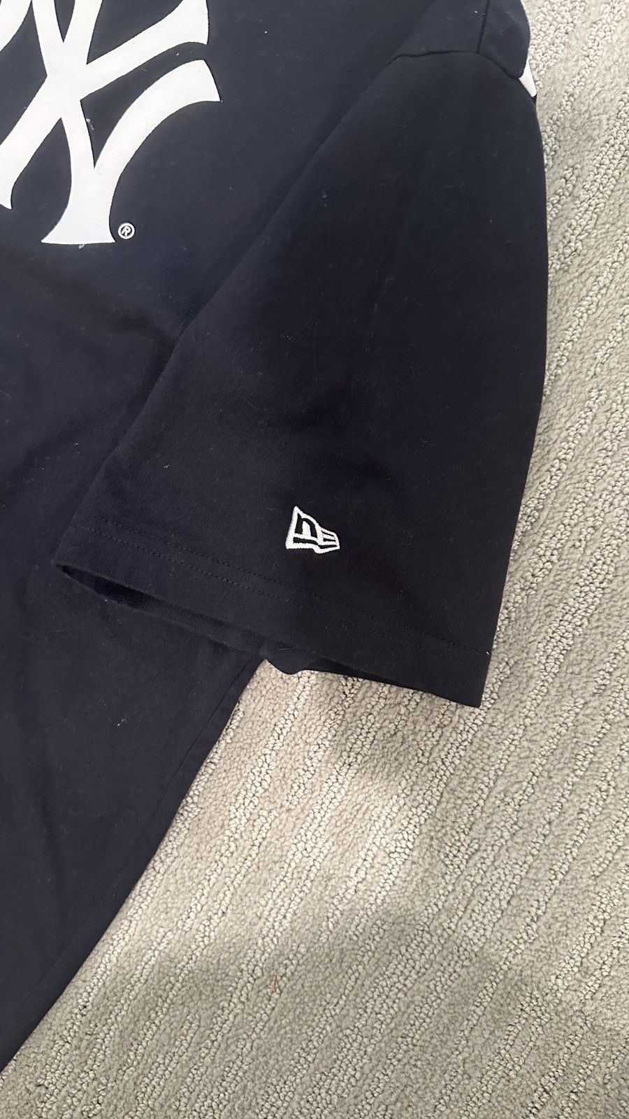 Other DARK NAVY NY YANKEES TEE SIZE L Size US L / EU 52-54 / 3 - 4 Thumbnail