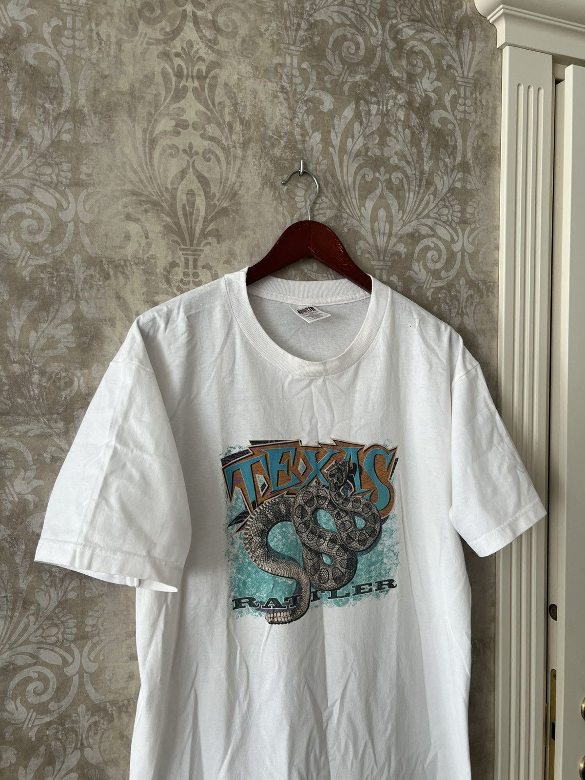 Vintage Vintage 1997 Texas Rattler T-Shirt Tee AUSTIN Size US L / EU 52-54 / 3 - 3 Thumbnail