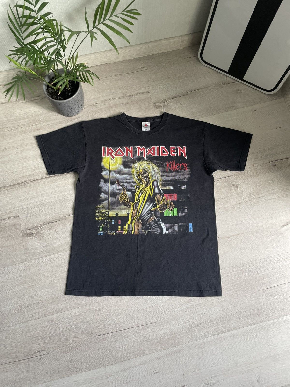 Band Tees Vintage Iron Maiden Killers T-shirt printed Faded Tee Y2k Size US M / EU 48-50 / 2 - 1 Thumbnail