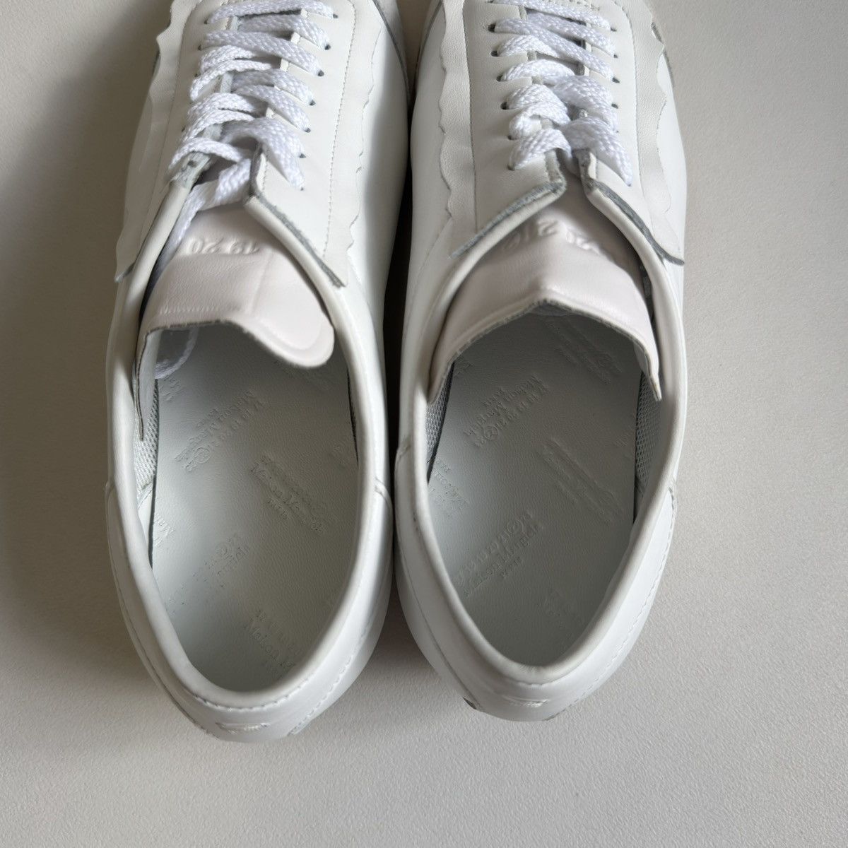 Maison Margiela Sample White Leather ‘Featherlight’ Sneakers Size US 10 / EU 43 - 14 Thumbnail