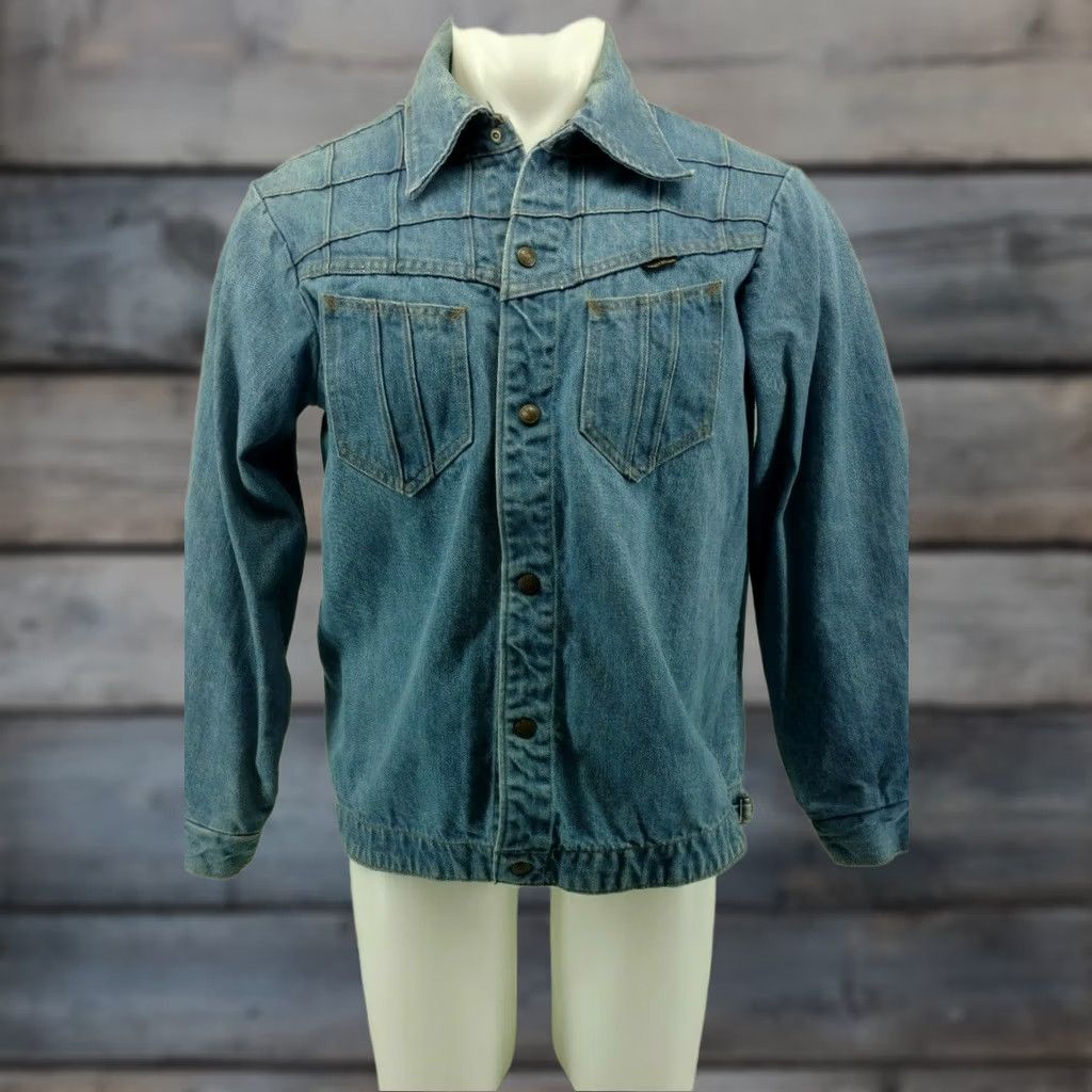 Vintage VINTAGE Challenger Jeans Jacket Mens 42 Jean Jacket Blue Button Closure Jacket 42 Mens Preschool? Size US 42 / EU 58 - 1 Thumbnail