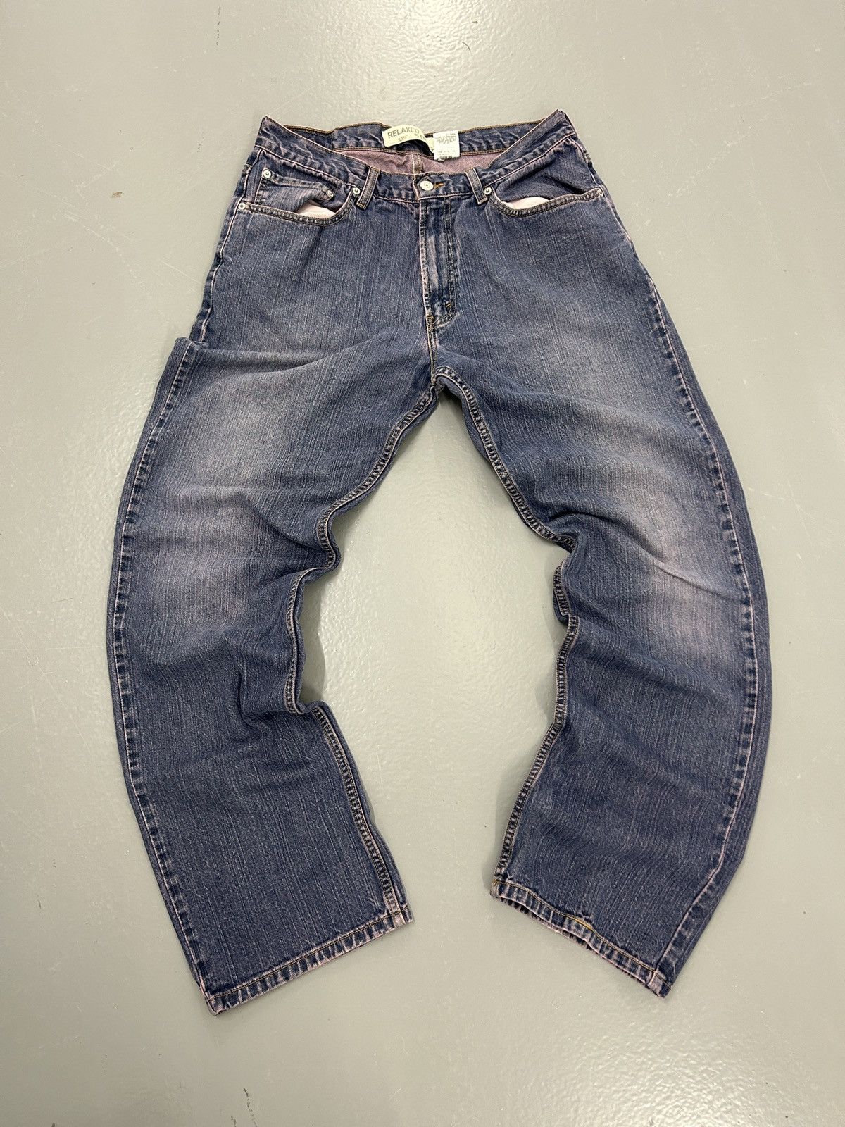 Levi's × Vintage Crazy vintage 90’s Levi’s 559 faded baggy essential jeans Size US 32 / EU 48 - 4 Thumbnail