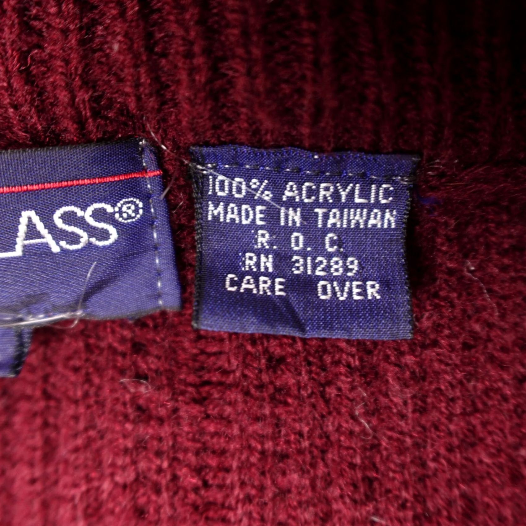 Vintage VINTAGE Don Douglass Cardigan Sweater Men M Red V-Neck Button Size US M / EU 48-50 / 2 - 3 Thumbnail