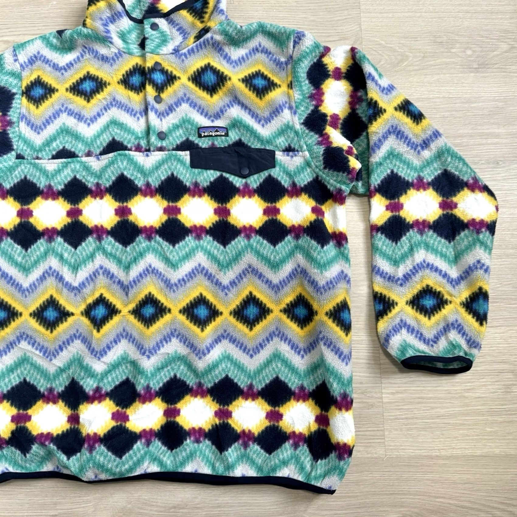 Patagonia Patagonia Sweater XL Womens Pattern Synchilla Snap Fleece Abstract Print Size XL / US 12-14 / IT 48-50 - 3 Thumbnail