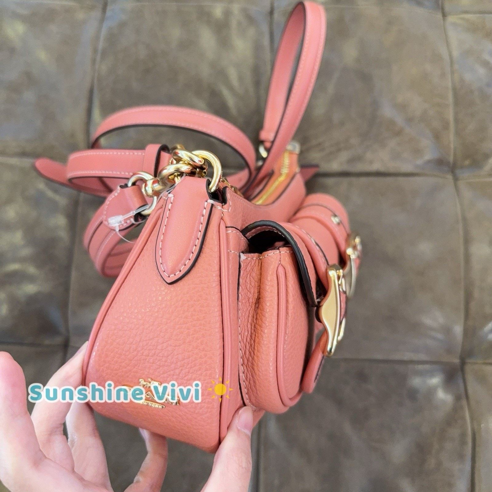 Coach NWT COACH CM079 Ashton Shoulder Bag Leather Burnt Coral Size ONE SIZE - 3 Thumbnail