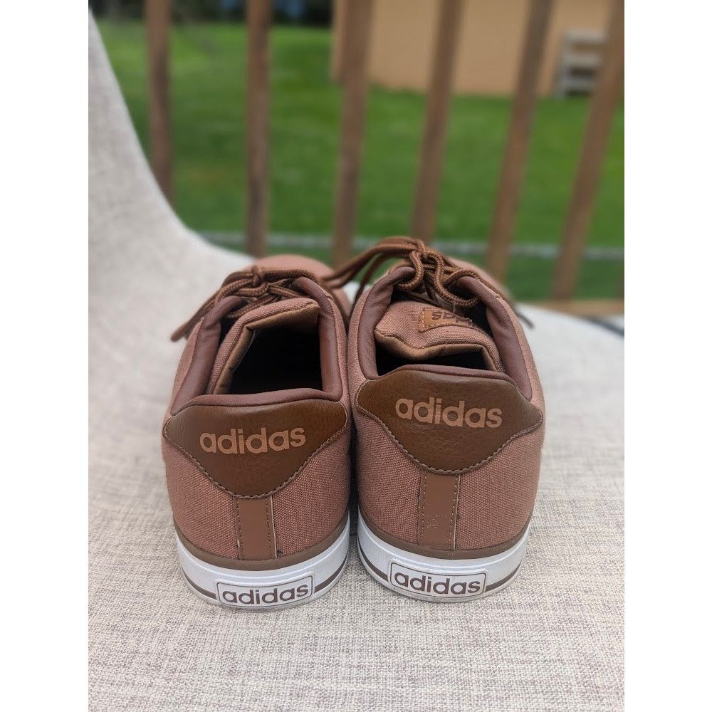 Adidas ADIDAS Casual Shoe Men's 10 Brown Canvas low top Cloudfoam Size US 10 / EU 43 - 3 Thumbnail