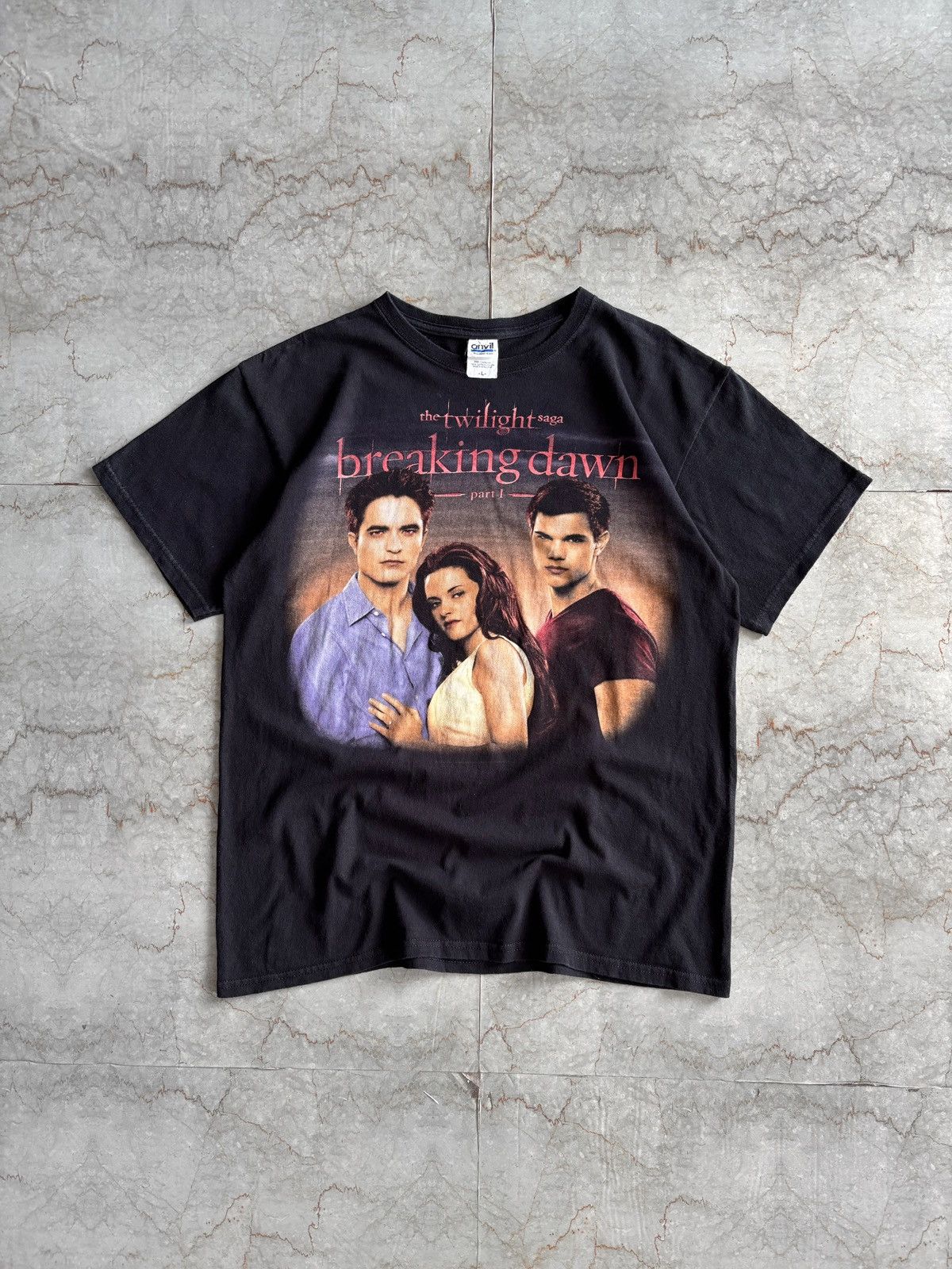 Vintage 2011 Twilight Breaking Down Promo Size US L / EU 52-54 / 3 - 1 Thumbnail