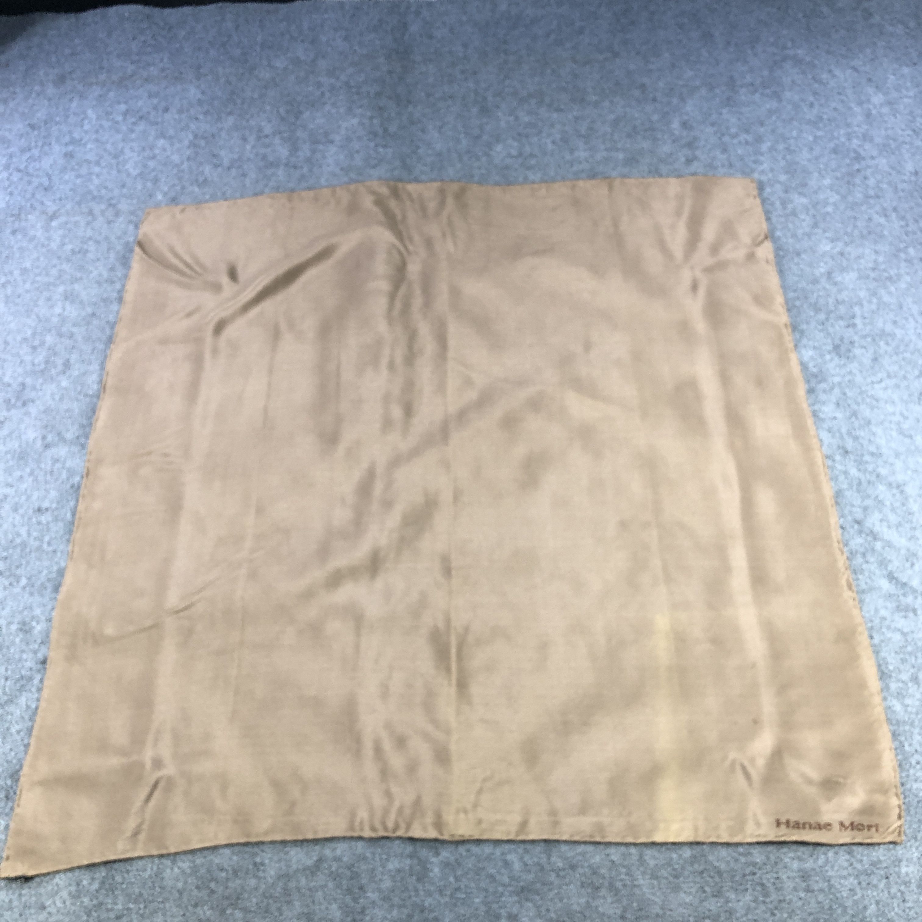 Hanae Mori Hanae Mori Plain Hand Rolled Silk Scarf M1083 Size ONE SIZE - 2 Thumbnail