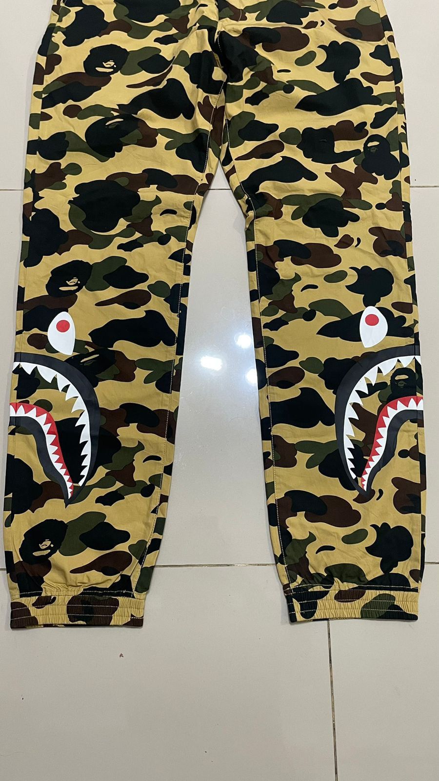 Bape Rare Y2K Bape Camo Green Shark Track Pants Size US 32 / EU 48 - 4 Thumbnail