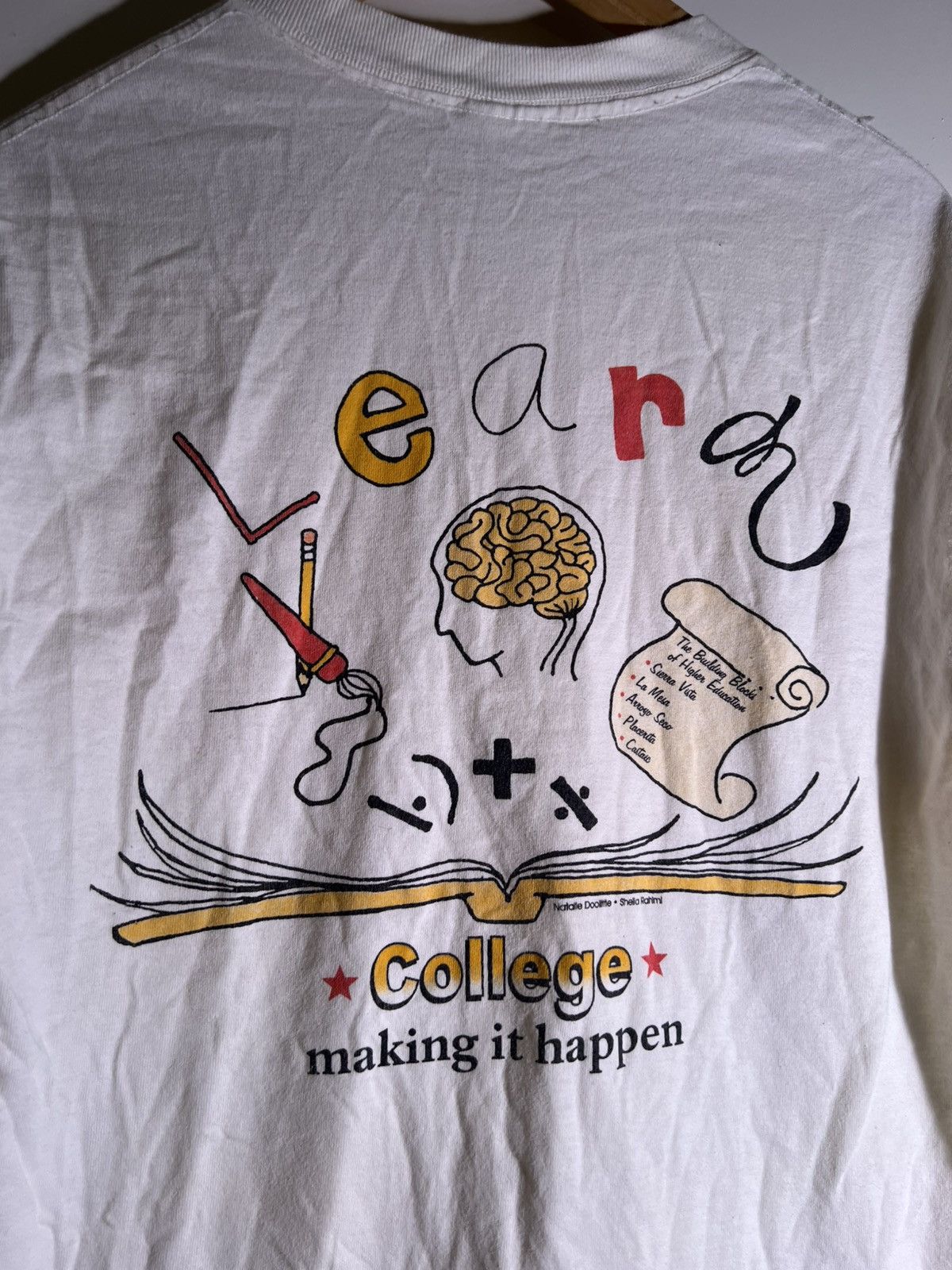 Vintage 90’s 2000’s Y2K VTG Vintage College of the Canyons Art Shirt Size US M / EU 48-50 / 2 - 3 Thumbnail