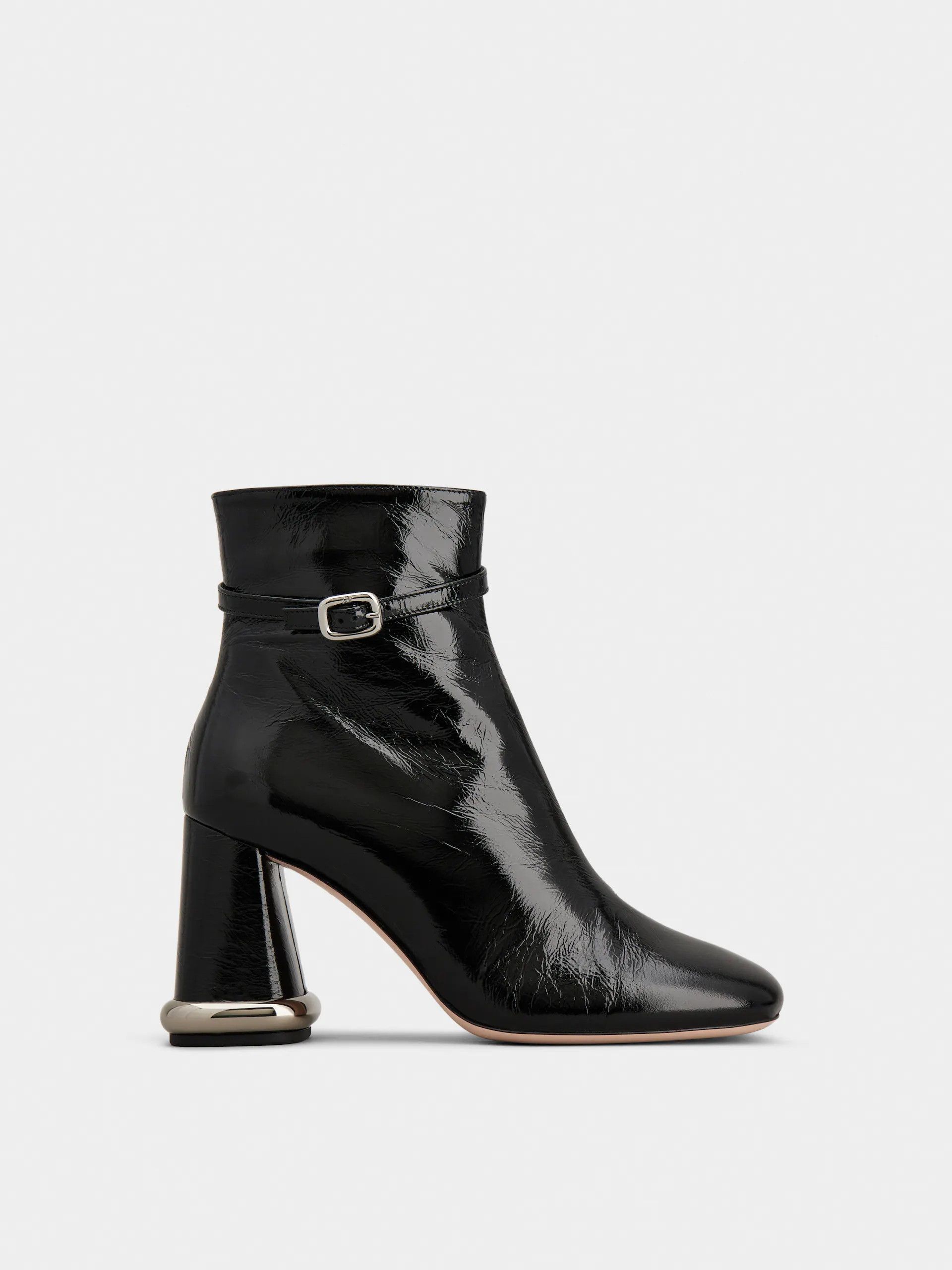 Roger Vivier o1s22i1n0824 Roundytoe Ankle Boots in Black Size US 6 / IT 36 - 1 Thumbnail