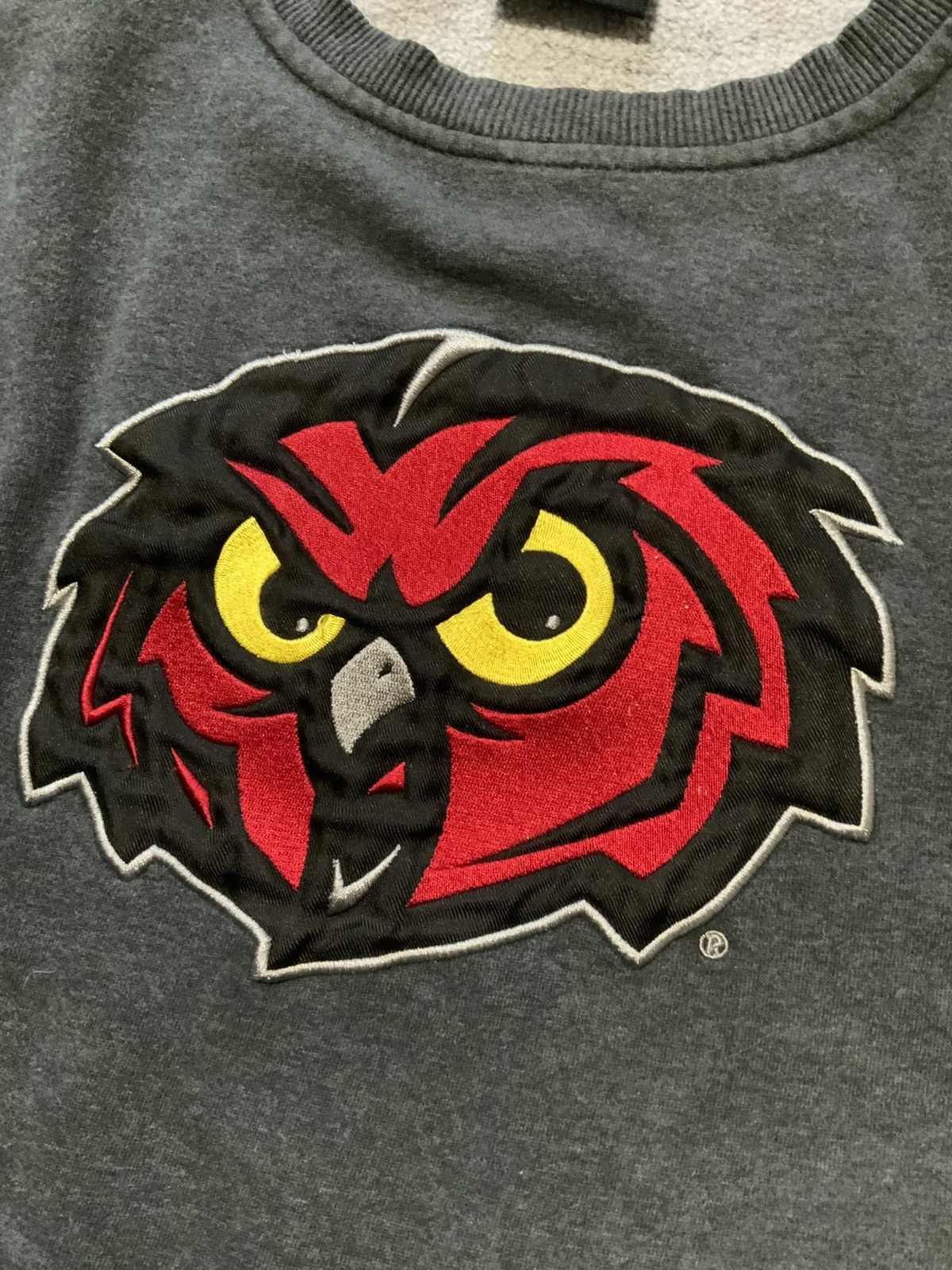 Colosseum Athletics Colosseum Temple University Owls Logo Crewneck Sweatshirt Size US L / EU 52-54 / 3 - 6 Thumbnail