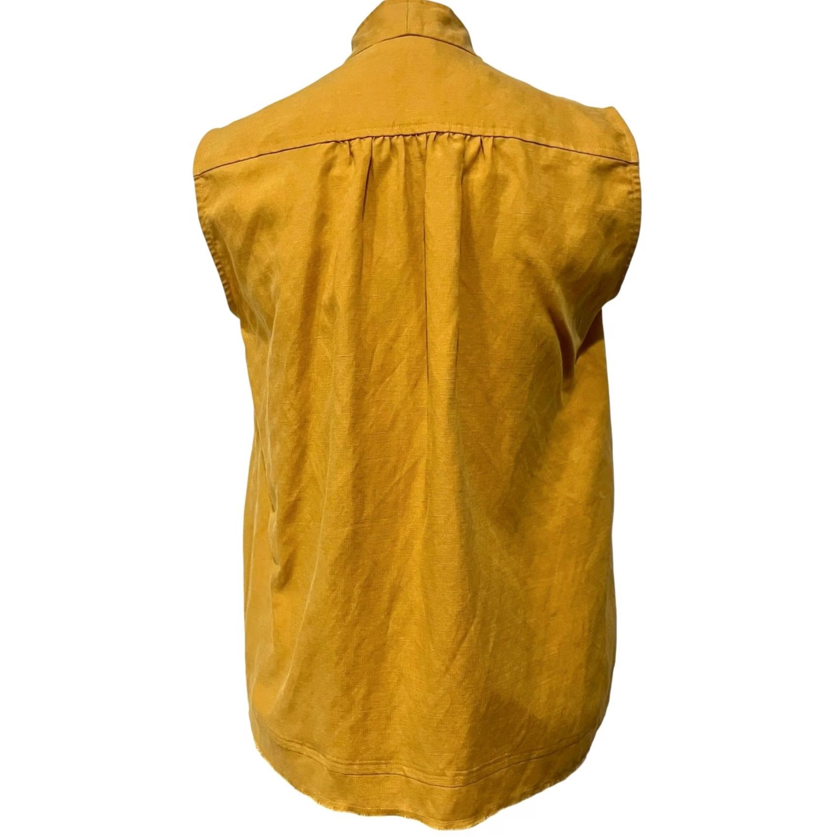 Vintage Shosh Women’s Top Linen Blend Sleeveless Button Front V-Neck XS Yellow Blouse (Shosh) Women’s XS Linen Sleeveless Shirt Size XS / US 0-2 / IT 36-38 - 4 Thumbnail