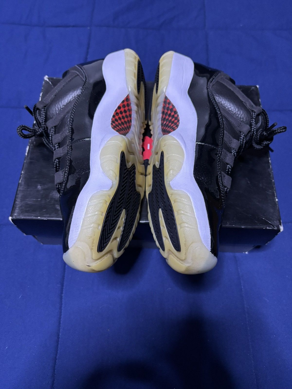 Jordan Brand Jordan 11 Retro Low 72-10 2022 Size 8.5 Size US 8.5 / EU 41-42 - 3 Thumbnail