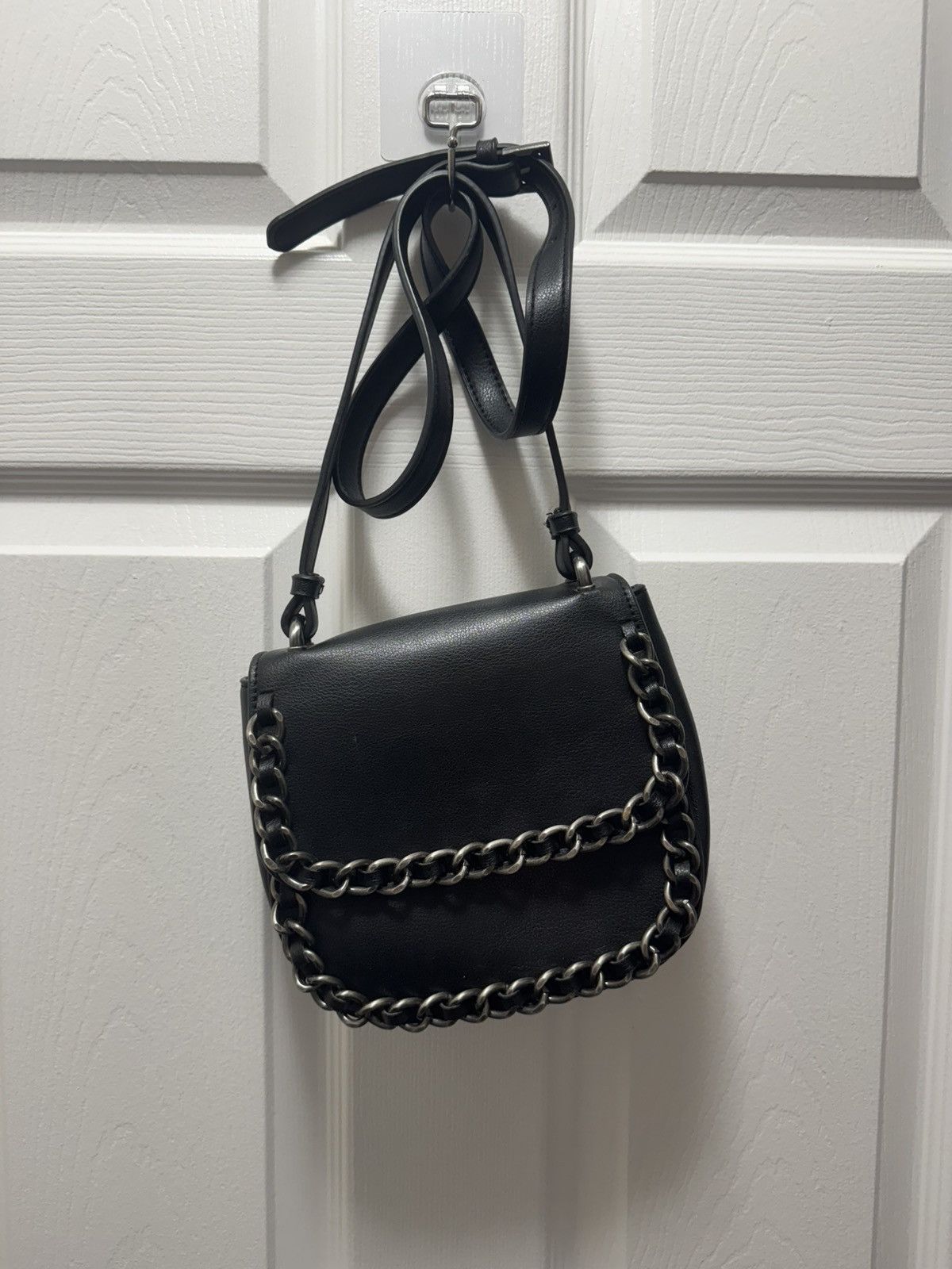 Zara Zara Basic Leather Purse Chain Bag Avant Garde Size ONE SIZE - 1 Thumbnail