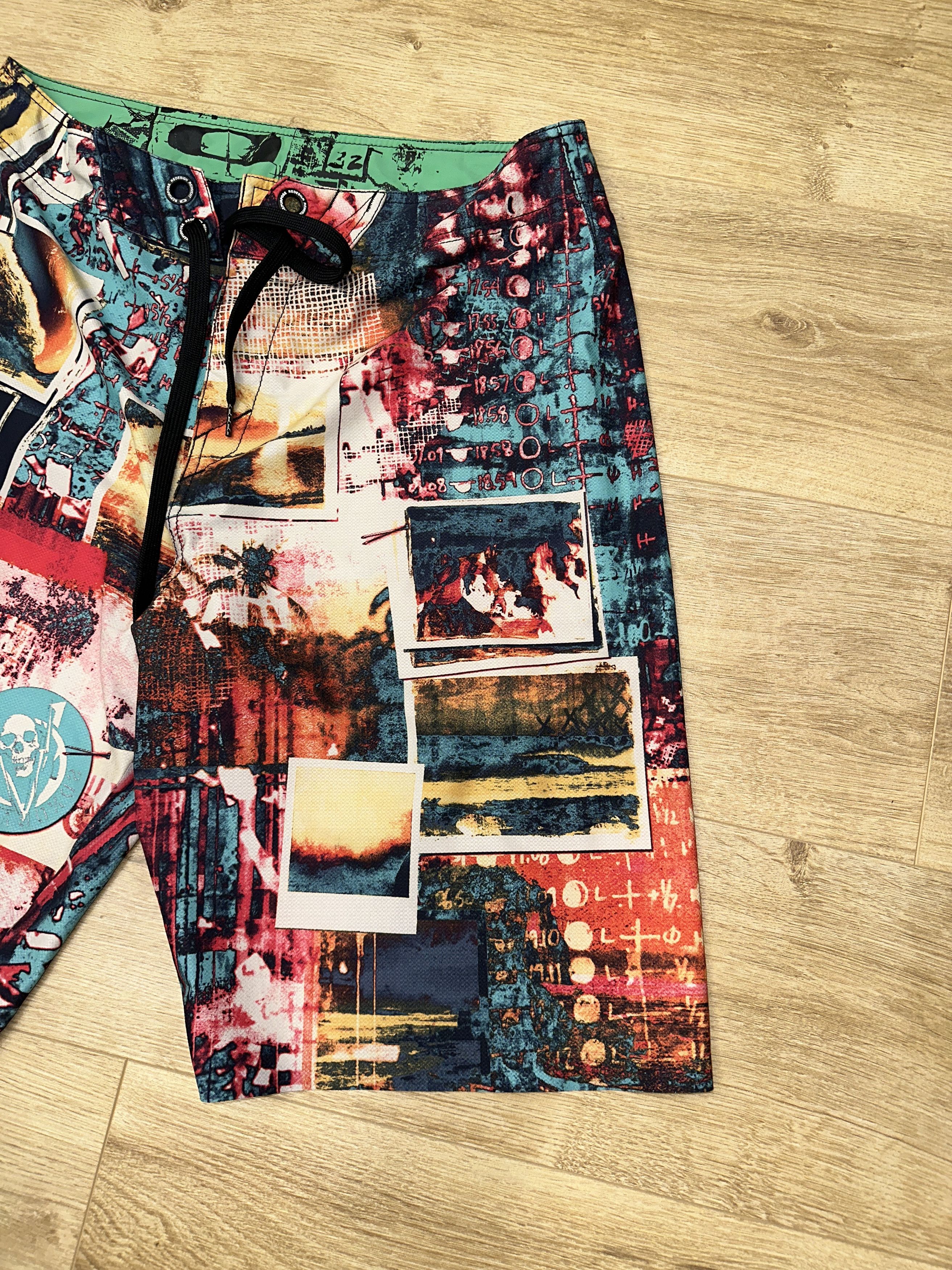 Oakley Exclusive Oakley Reinvent Graphic Boardshorts Shorts Size 32 Size US 32 / EU 48 - 6 Thumbnail