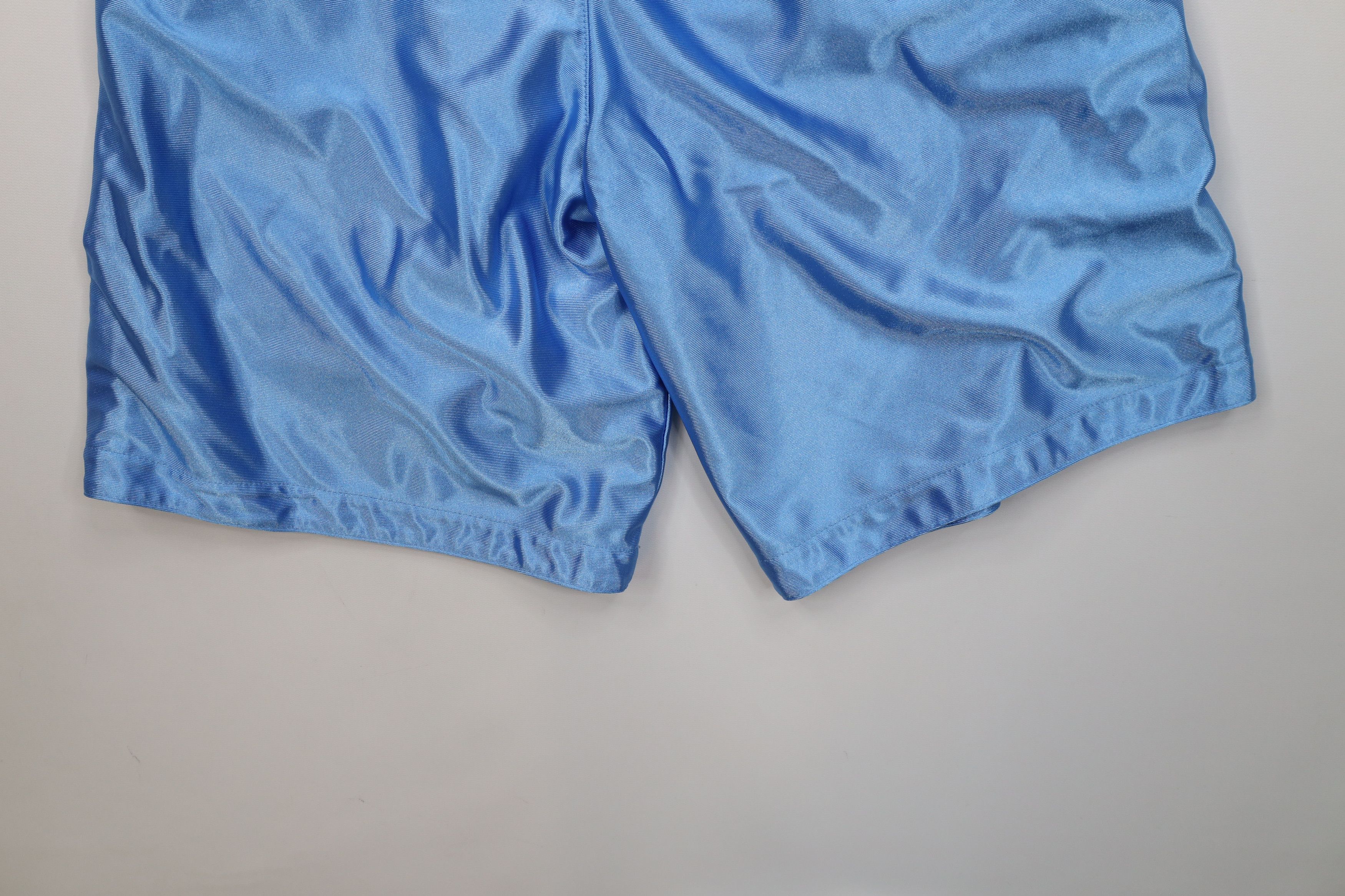 Nike Vintage 90s Y2K Nike Reversible Silky Basketball Shorts Size 24" / US 00 / IT 34 - 10 Thumbnail