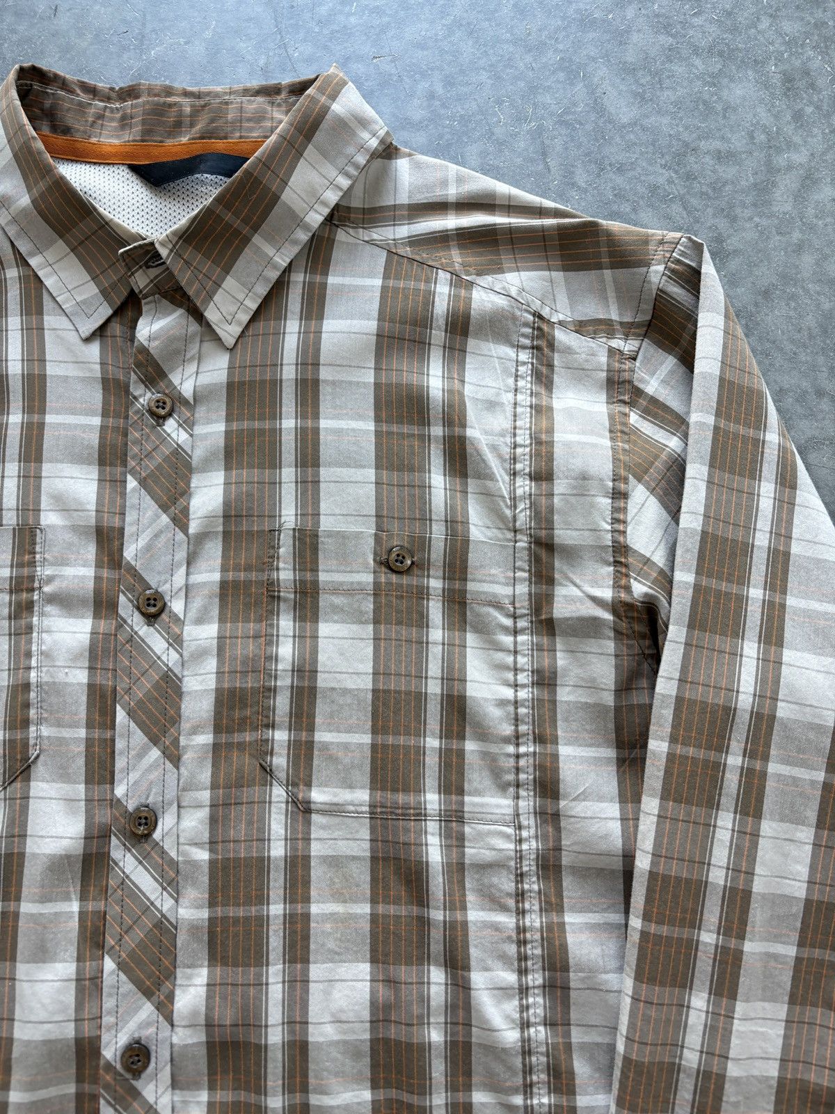 Arc'teryx Arcteryx Longsleeve Button Up Shirt Size US L / EU 52-54 / 3 - 2 Thumbnail