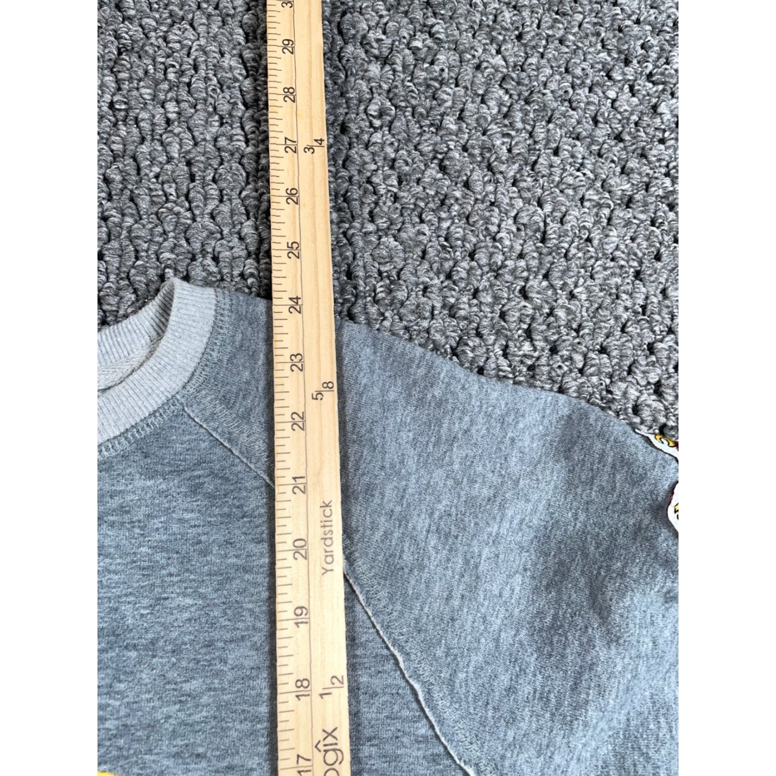 Vintage Harry Potter Sweatshirt Women's Small Gray Embroidered Gryffindor Universal Tag Womens Size S / US 4 / IT 40 - 7 Thumbnail