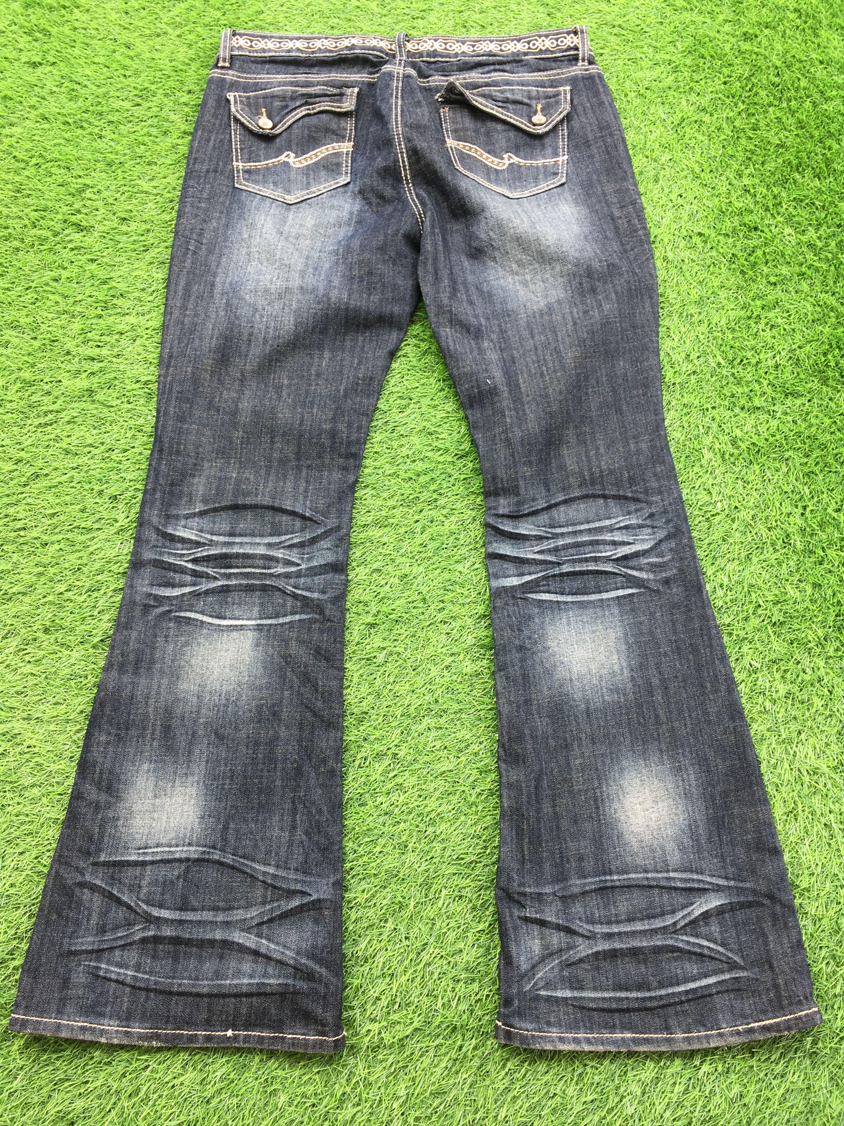 Designer × Jean Distressed Low Waist Bootcut Stretch Jeans D-999 Size 32" / US 10 / IT 46 - 2 Thumbnail