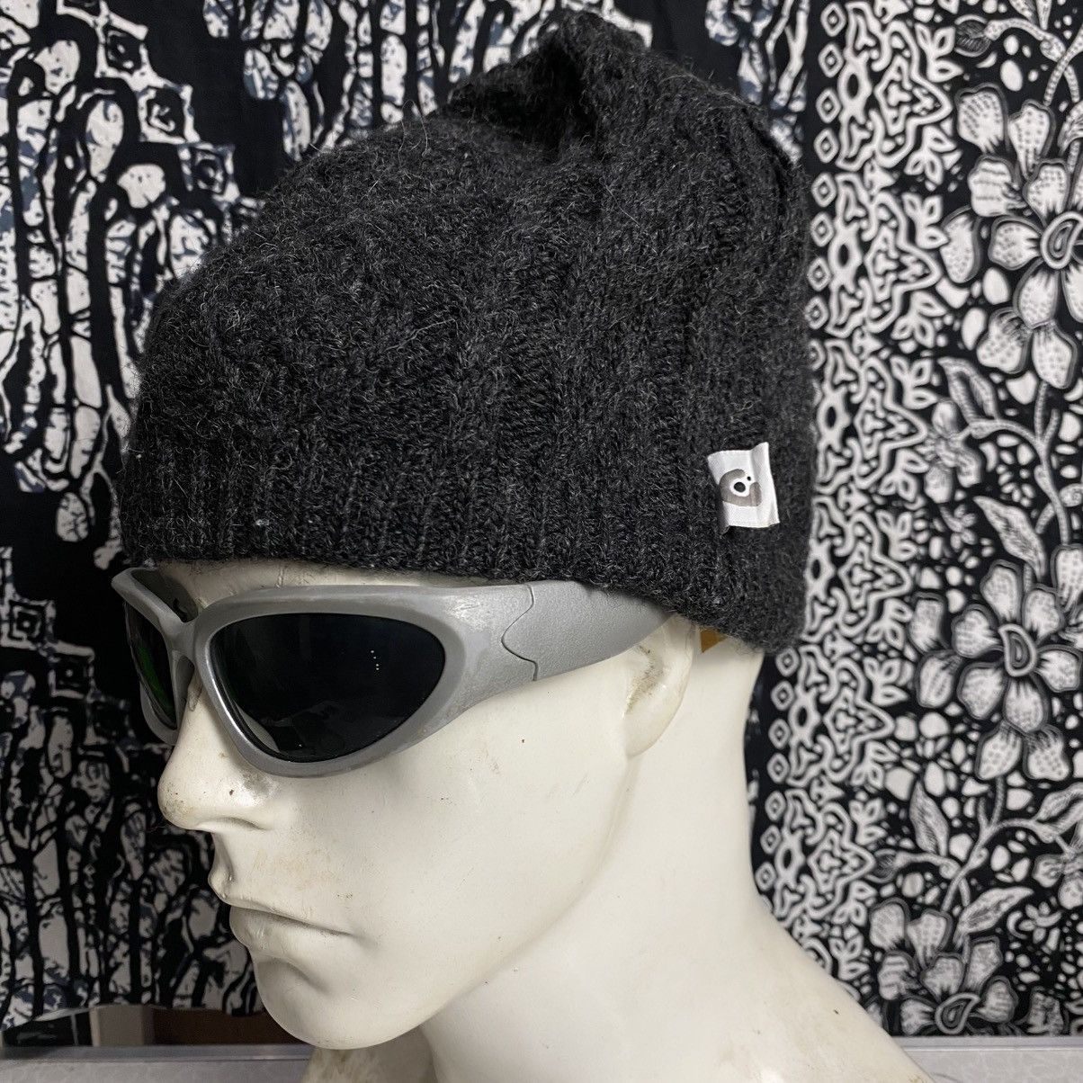 Designer × Gravis 2000s y2k gravis skateboard beanie hats Size ONE SIZE - 1 Thumbnail