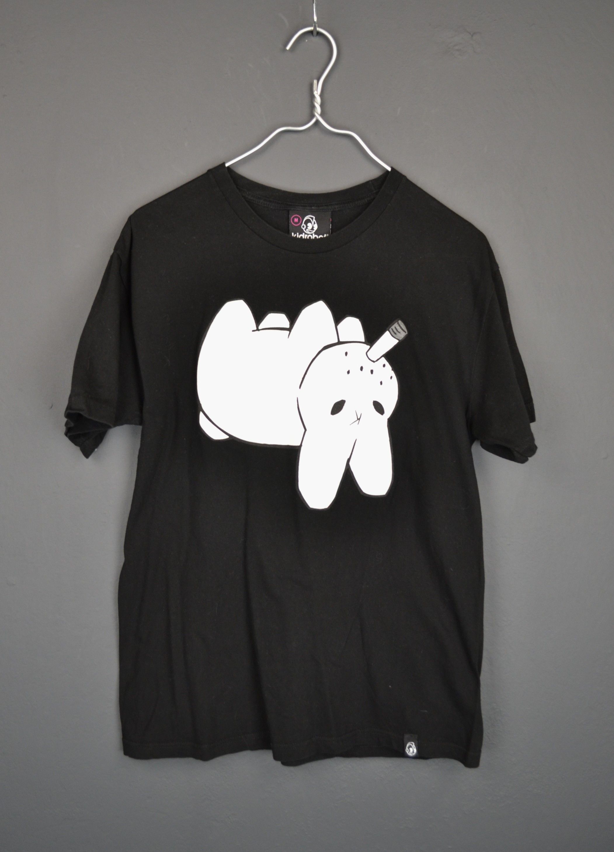 Kid Robot KidRobot Men's M Black T-shirt‎ Upside done Smoking Size US M / EU 48-50 / 2 - 1 Thumbnail