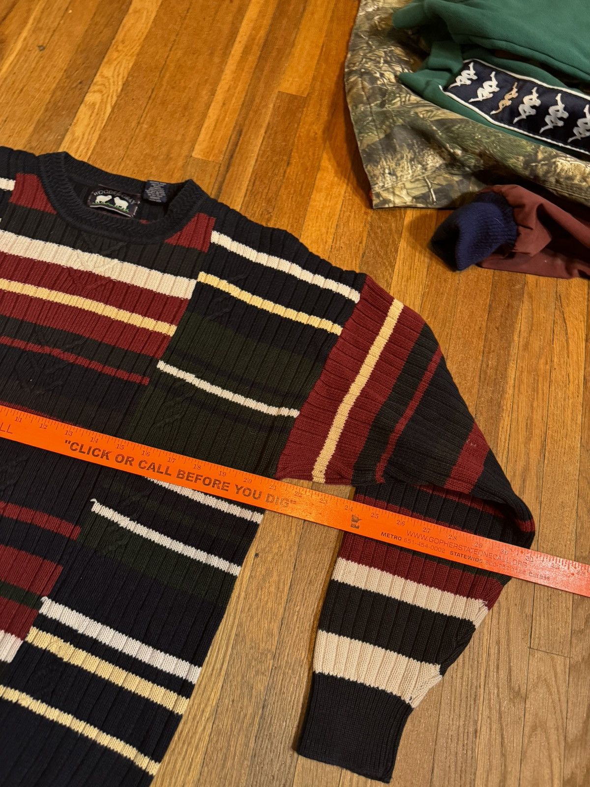 Vintage Vintage Plaid Sweater Size US XL / EU 56 / 4 - 7 Thumbnail