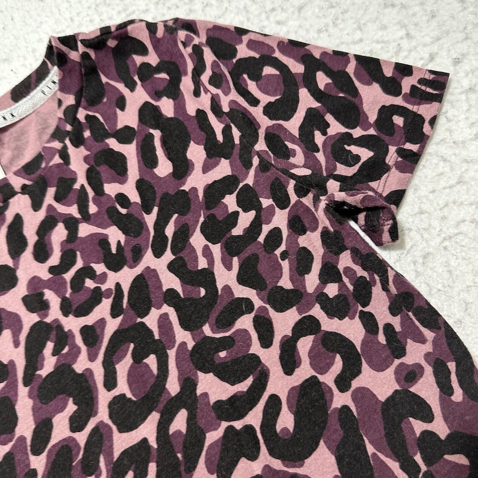Victoria's Secret Victoria's Secret XS Pink Leopard Sleepwear Top Shirt Size XS / US 0-2 / IT 36-38 - 5 Thumbnail