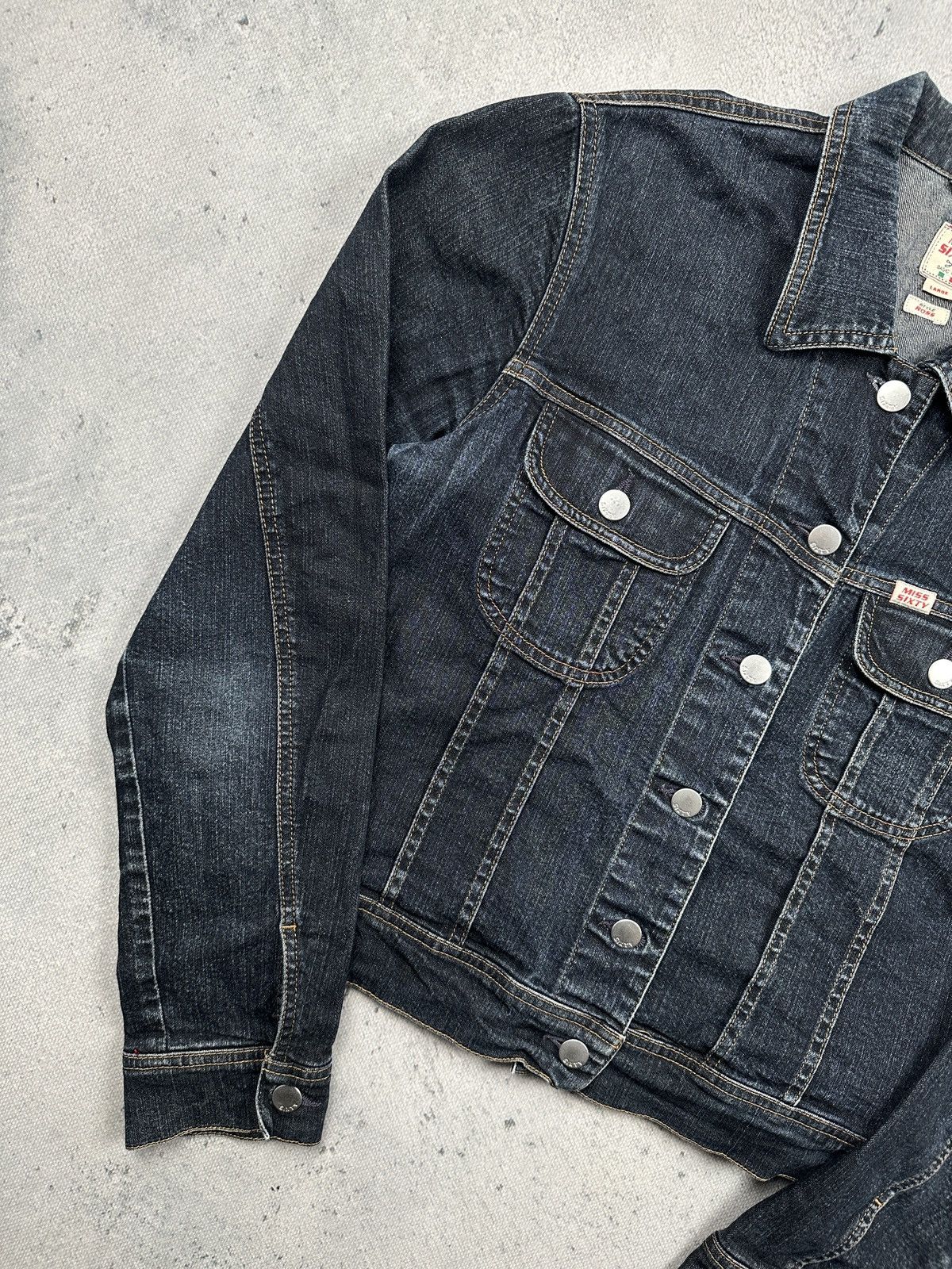 Miss Sixty Miss Sixty Vintage Cropped Denim Jacket Dark Wash Italy Size L / US 10 / IT 46 - 5 Thumbnail