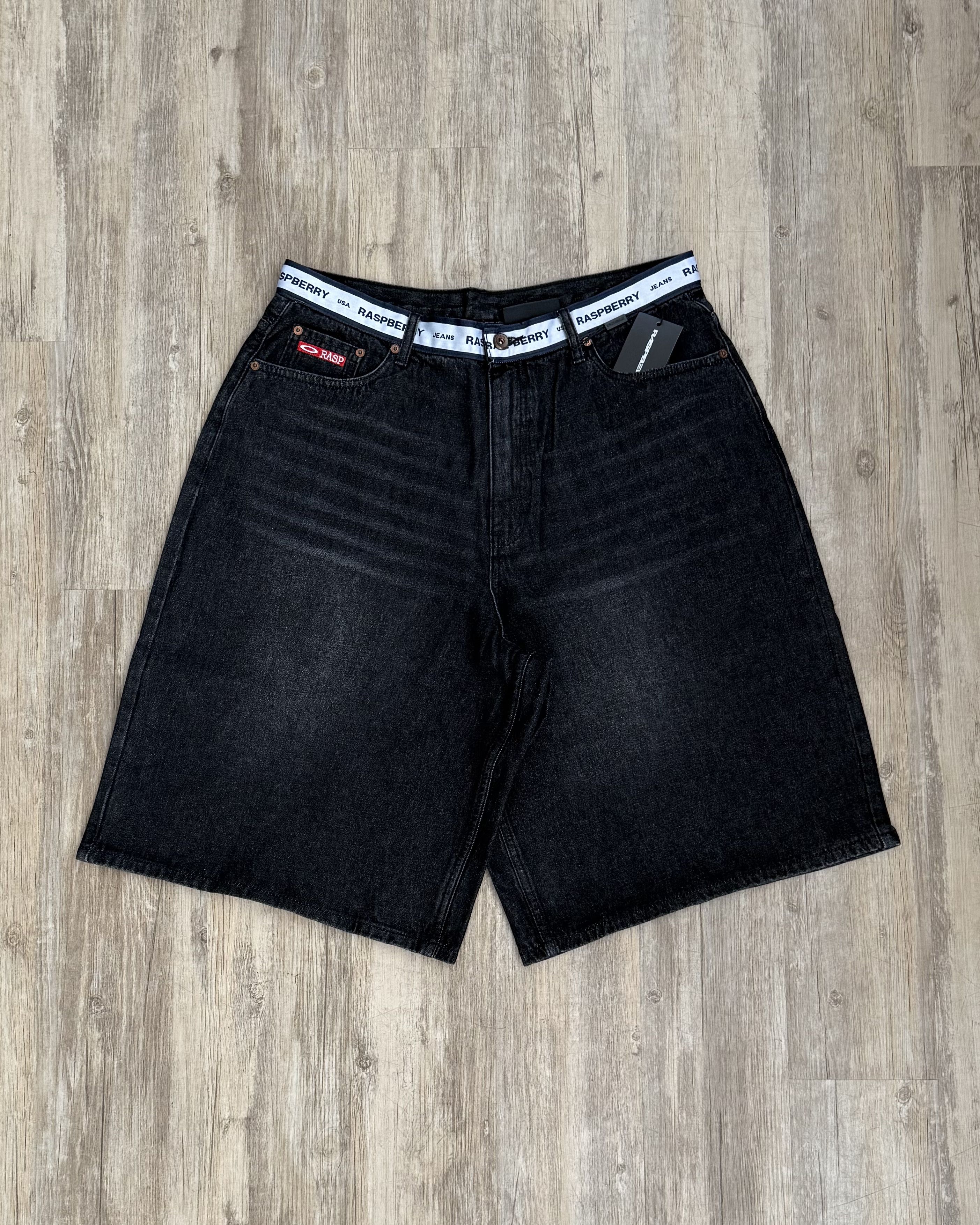 The GV Gallery GvGallery Raspberry Hills Jorts Size US 38 / EU 54 - 1 Thumbnail