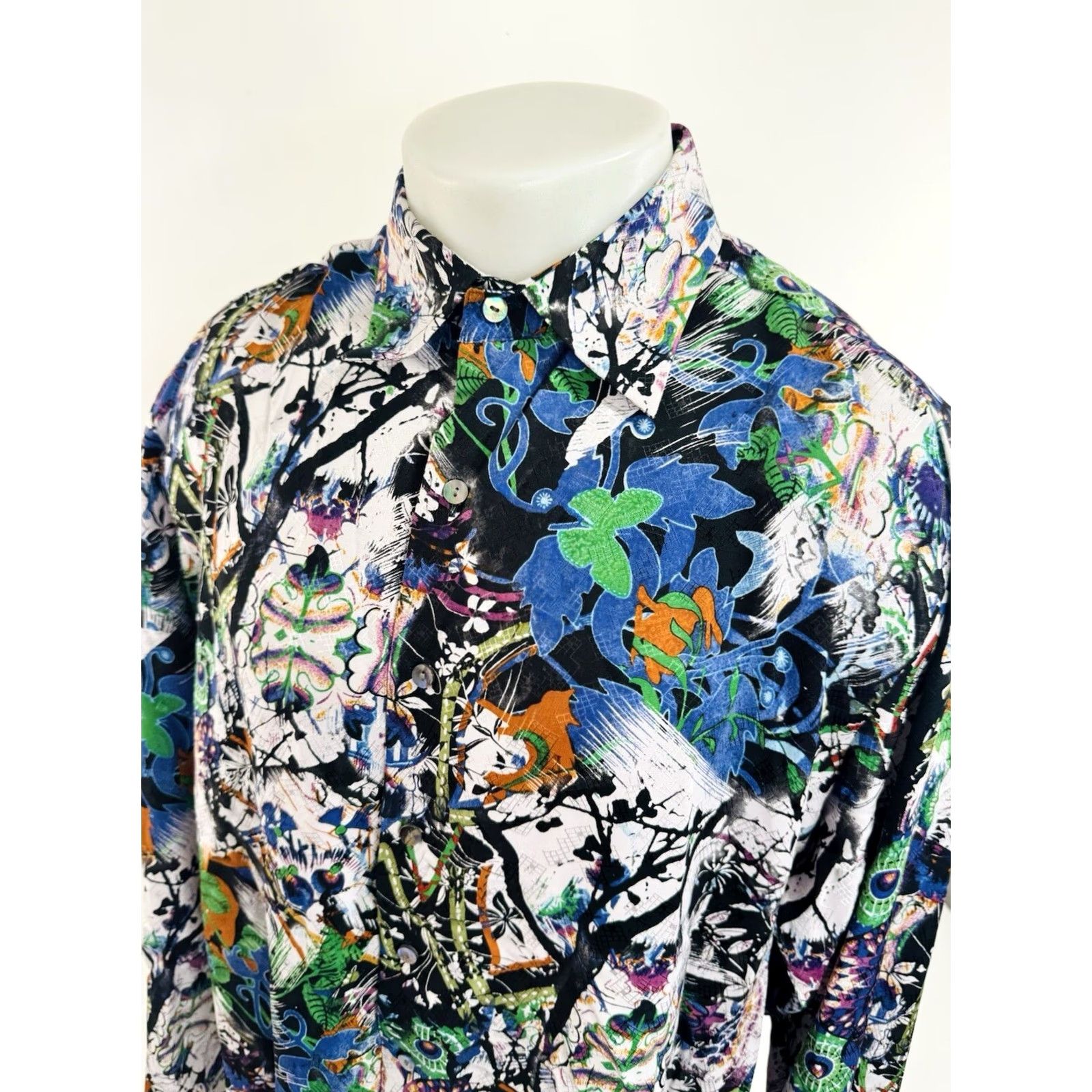 Robert Graham SILK ROAD / ROBERT GRAHAM - Abstract Colorful Shiny Floral XL Shirt - EXCELLENT Shirt XL Multicolor Floral 90s Robert Graham Mens XL Size US XL / EU 56 / 4 - 7 Thumbnail