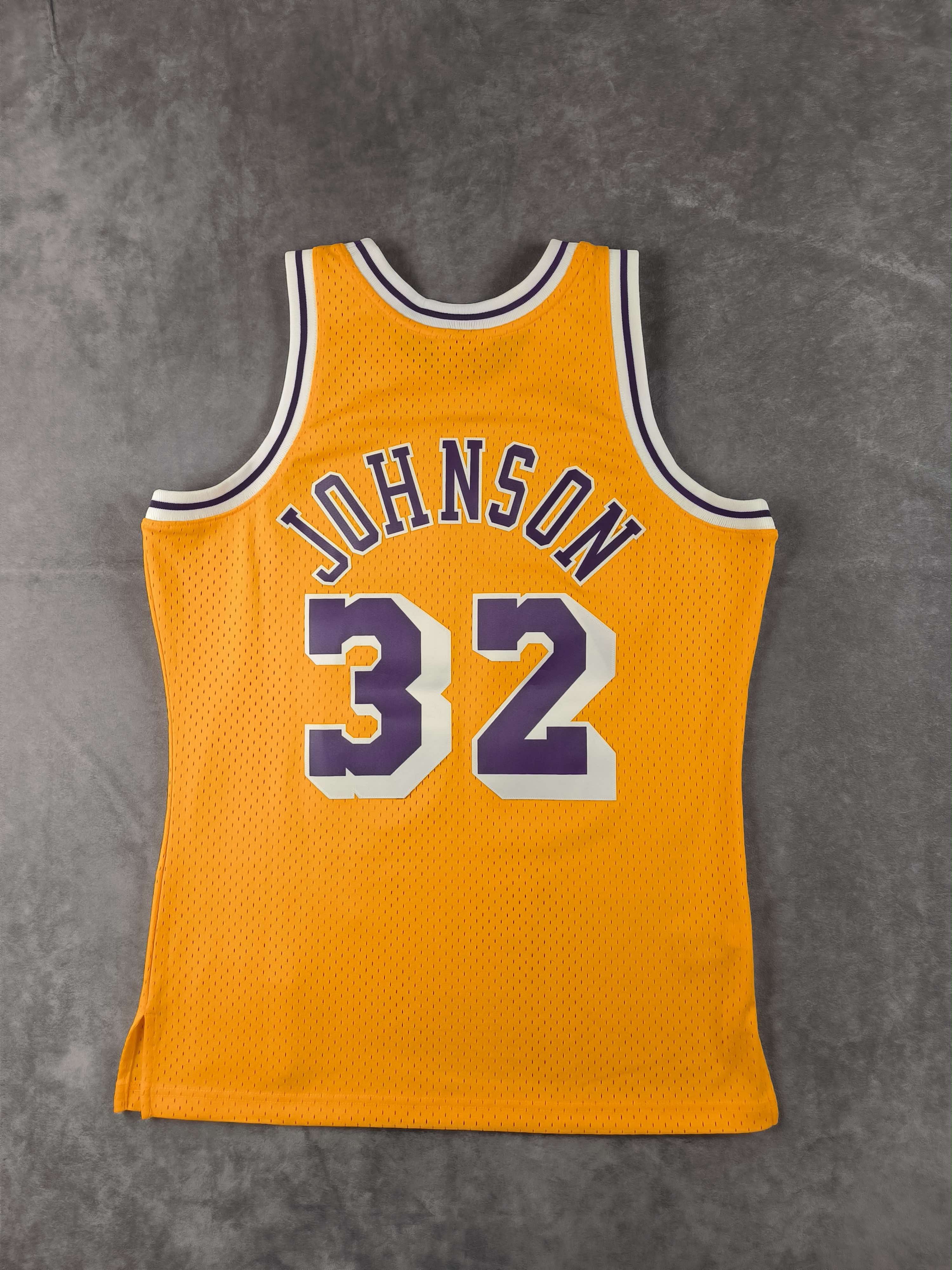 Mitchell & Ness Los Angeles Lakers Magic Johnson Swingman NBA jersey size M Size US M / EU 48-50 / 2 - 2 Thumbnail