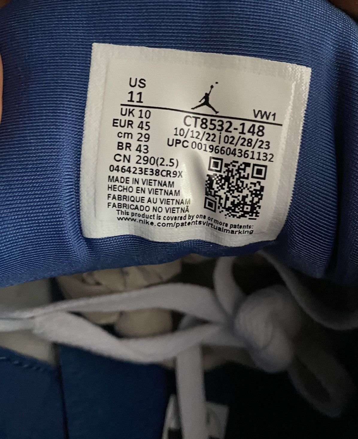 Nike Jordan 3 Wizards - Size 11 Size US 11 / EU 44 - 11 Thumbnail