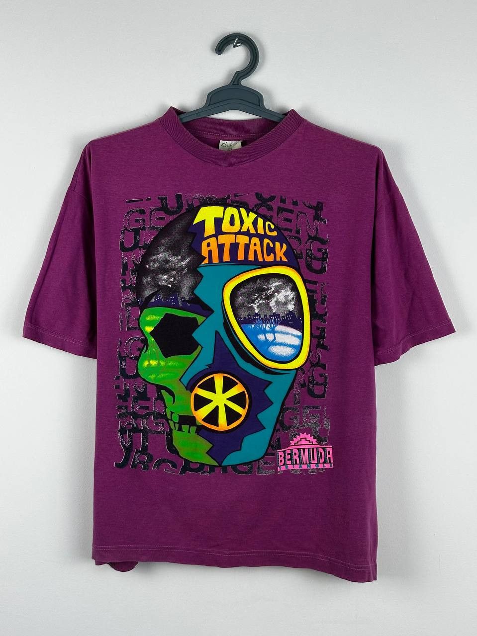 Band Tees × Vintage Vintage Bermuda Triangle Toxic Attack Band T Shirt Size US L / EU 52-54 / 3 - 1 Thumbnail