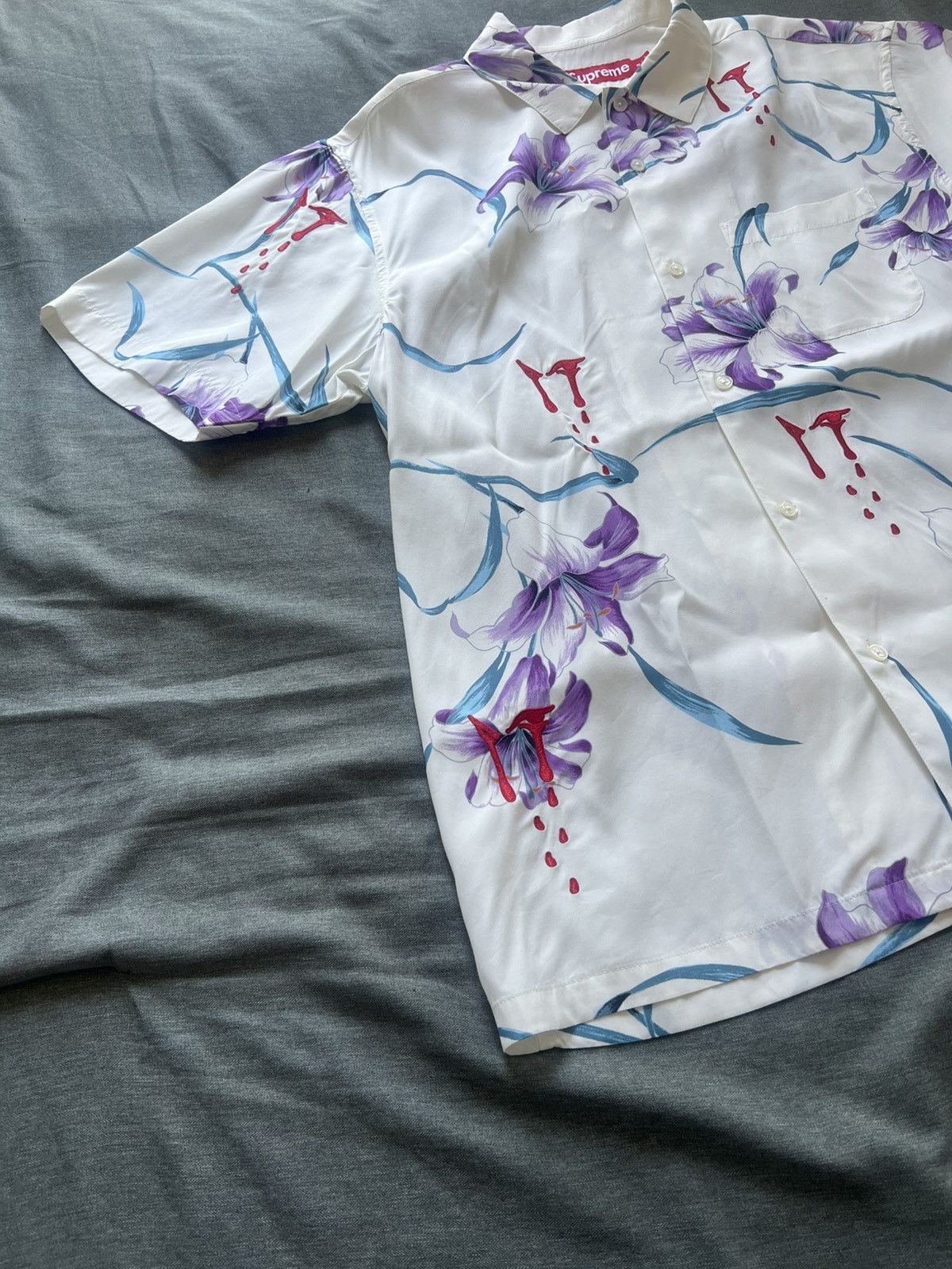 Supreme Supreme AOI Lilies SS Shirt White Size Medium Size US M / EU 48-50 / 2 - 3 Thumbnail