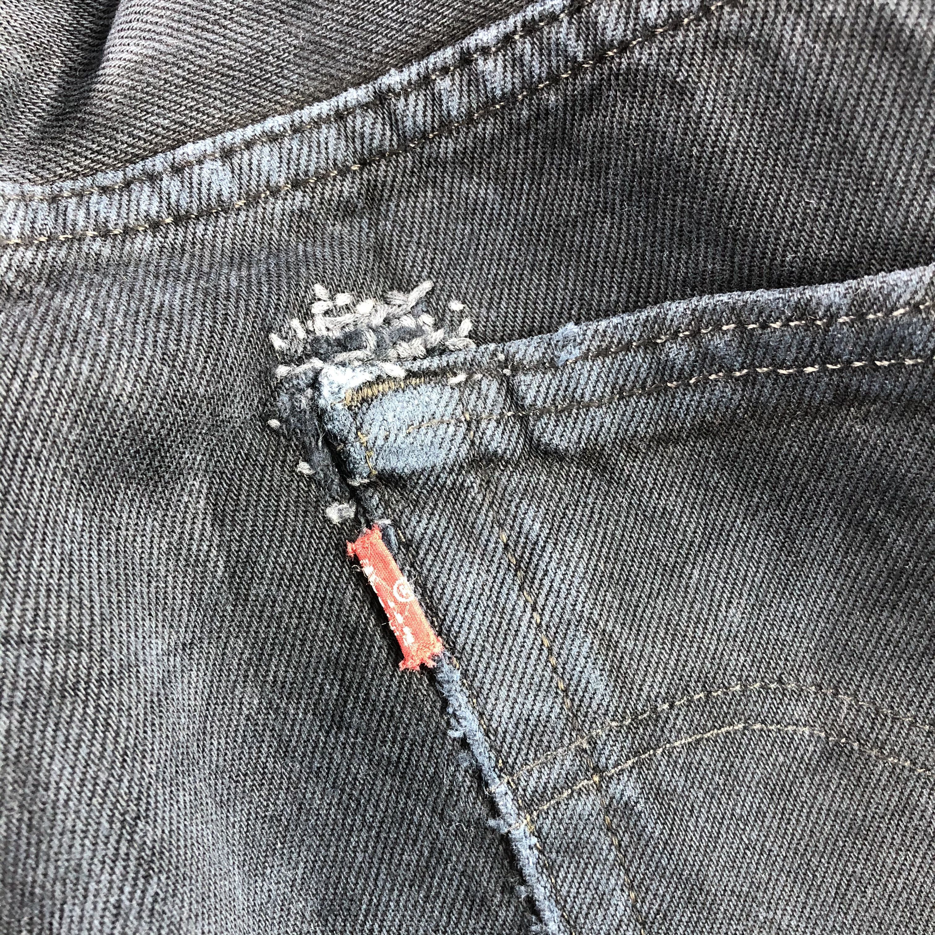 Levi's 90s Vintage Faded Black Levis 501 Jeans-JM2936 Size US 35 - 8 Thumbnail