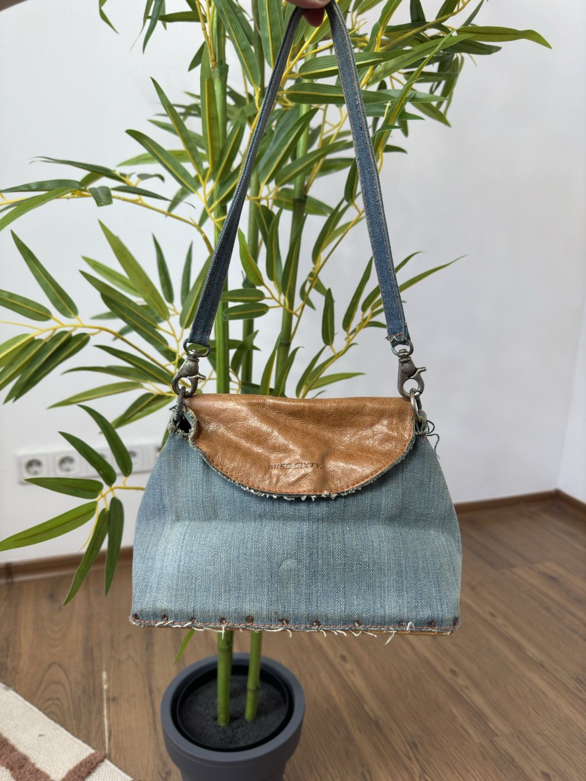 Miss Sixty VINTAGE MISS SIXTY 2000s WASHED DENIM WOODEN BOTTOM BAG Size ONE SIZE - 1 Thumbnail
