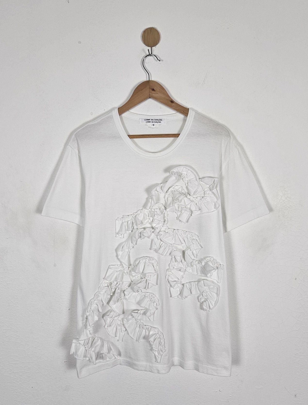 Comme des Garcons Comme des Garçons CDG Gathered Frill tee shirt Size S / US 4 / IT 40 - 1 Thumbnail