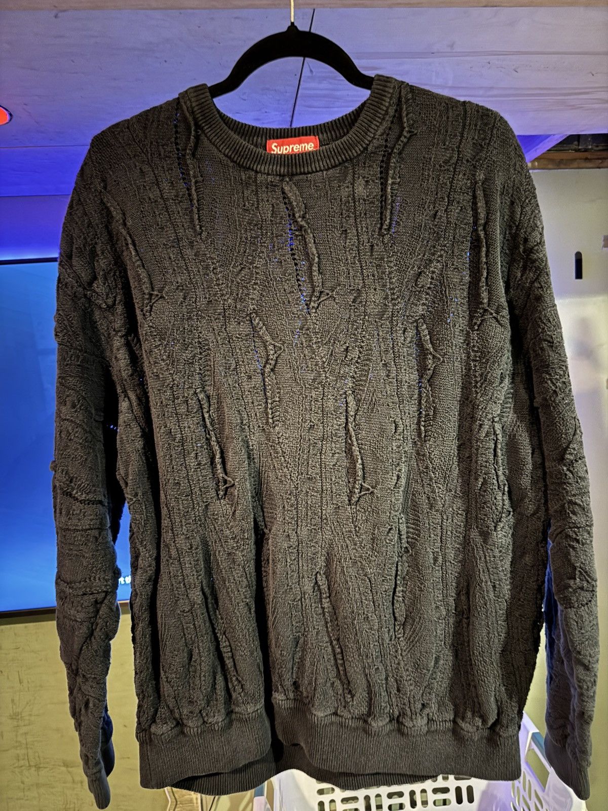 Supreme Ss19 textured pattern sweater Size US XL / EU 56 / 4 - 1 Thumbnail