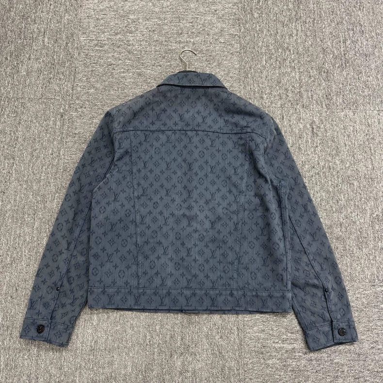 Louis Vuitton Louis Vuitton Full color and full print print denim jacket Size US M / EU 48-50 / 2 - 5 Thumbnail