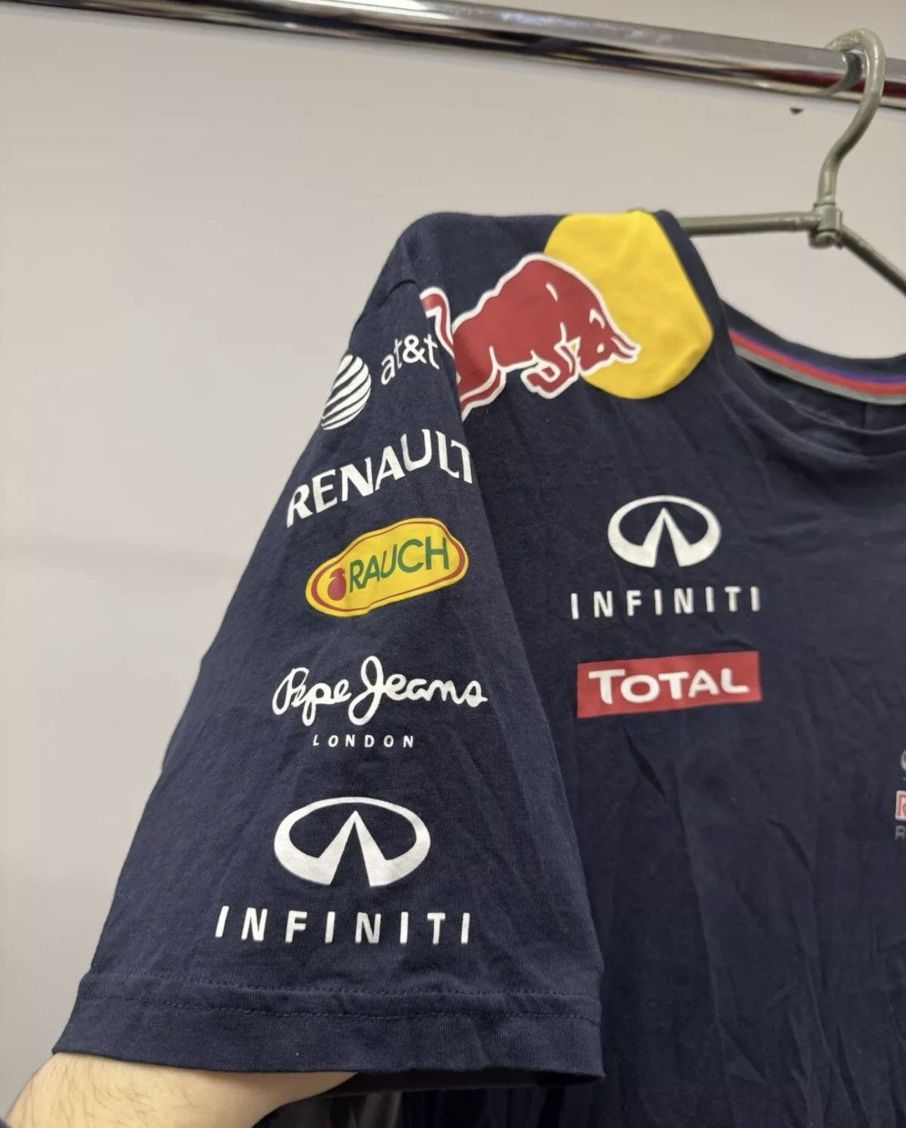 Pepe Jeans × Red Bull Red Bull Racing F1 Formula 1 Team Infiniti Pepe Jeans London Size US S / EU 44-46 / 1 - 6 Thumbnail