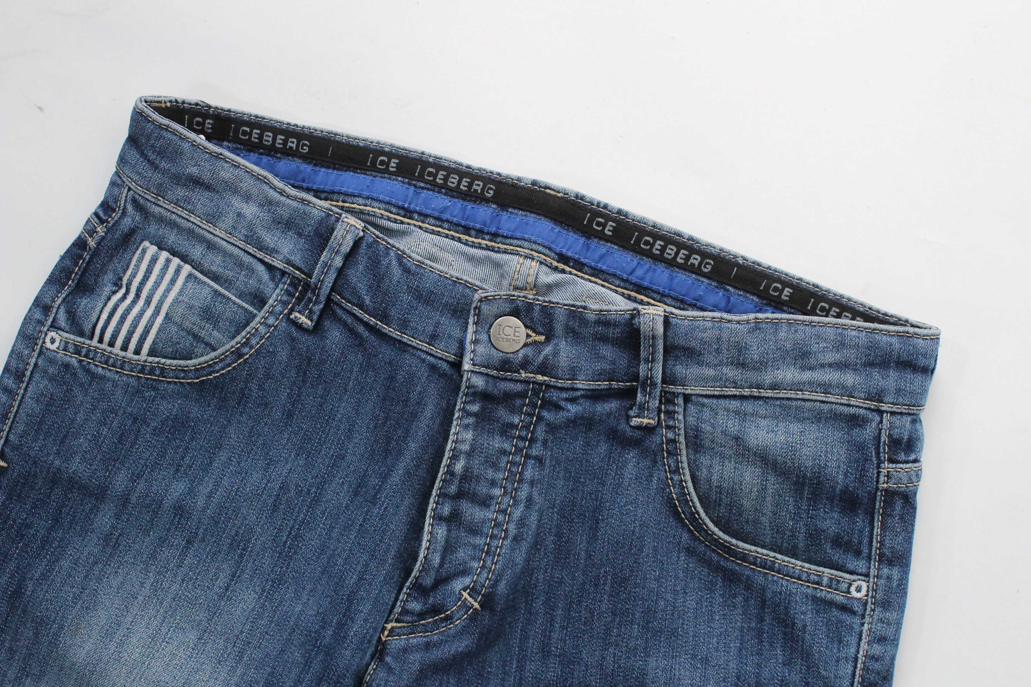 Iceberg Iceberg Indoor Big Logo Blue Distressed Denim Jeans Size 31 Size US 31 - 6 Thumbnail