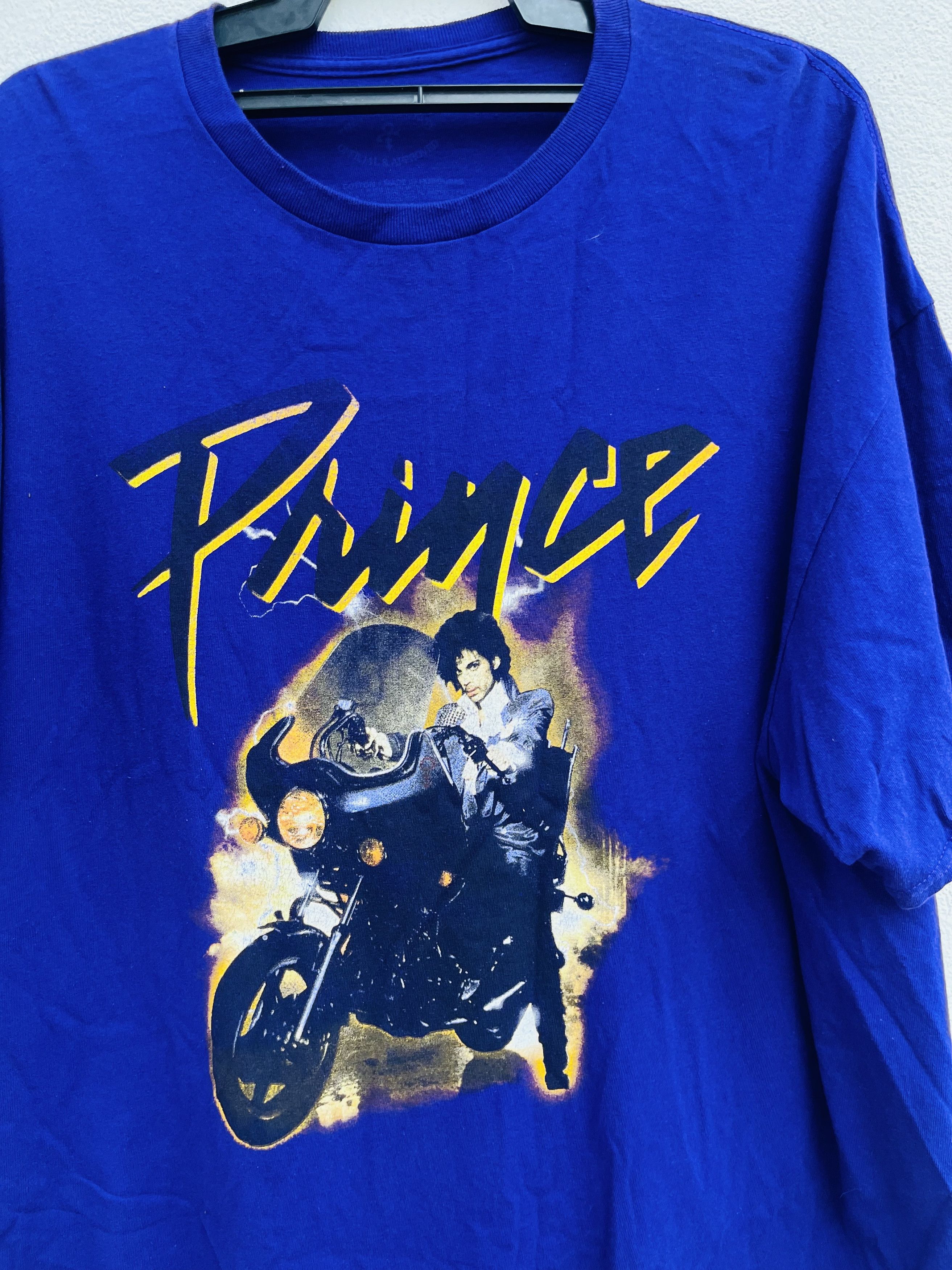 Band Tees Vintage Prince Band Music Shirt Size US XL / EU 56 / 4 - 5 Thumbnail