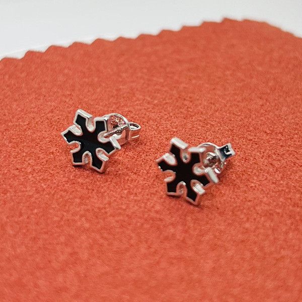 Jewelry Snowflake Modern Earrings One Pairs Chrome Jewelry Size ONE SIZE - 2 Thumbnail
