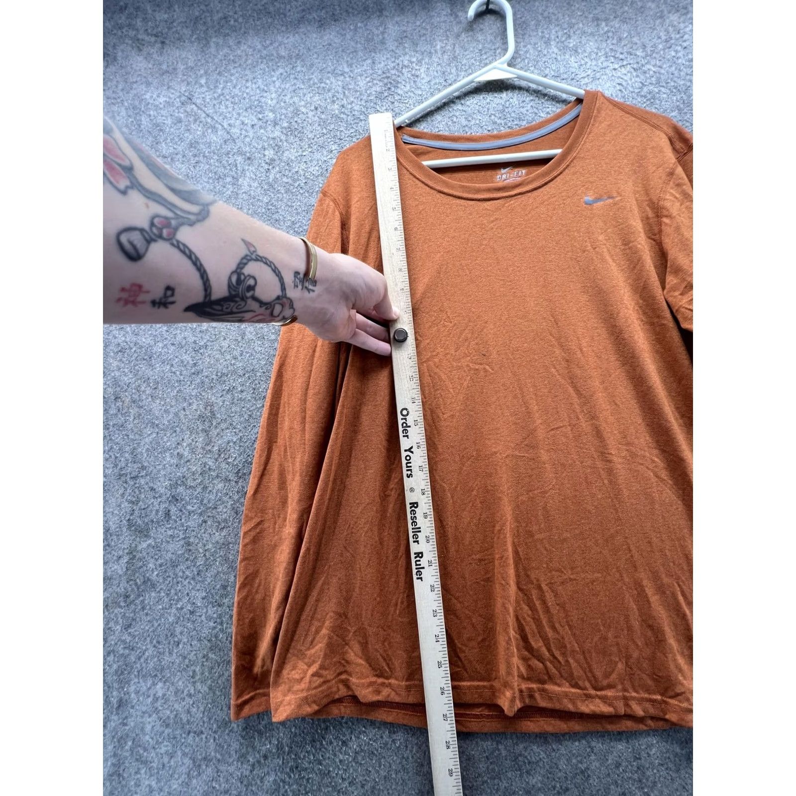 Nike Nike Dri-FIT Shirt Mens Large Orange Long Sleeve Running Performance Top Size US L / EU 52-54 / 3 - 2 Thumbnail