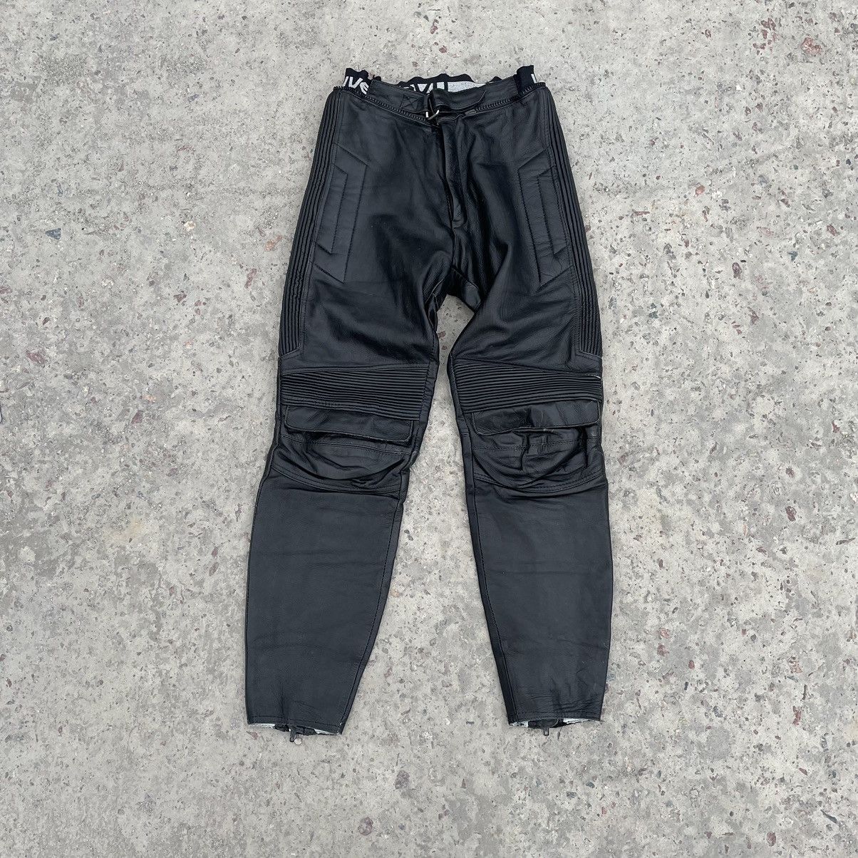 Vintage Vintage Moto Leather Pants Uvex 48 Size 90s Y2K USA Size US 30 / EU 46 - 1 Thumbnail