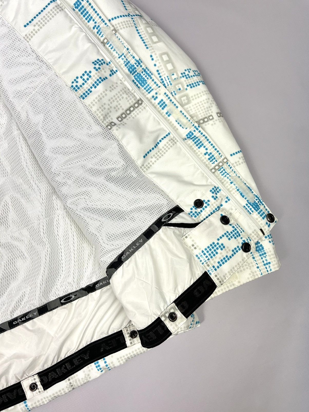 Oakley OAKLEY Jacket Vintage Shell Snowboard Ski Early 2000 Size US L / EU 52-54 / 3 - 12 Thumbnail